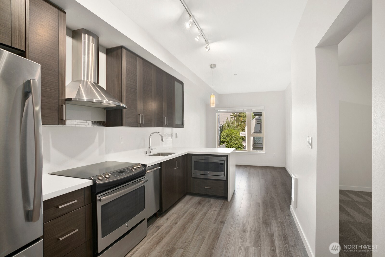 1760 NW 56th Street #421, Seattle, WA 98107, photo 5 of 21