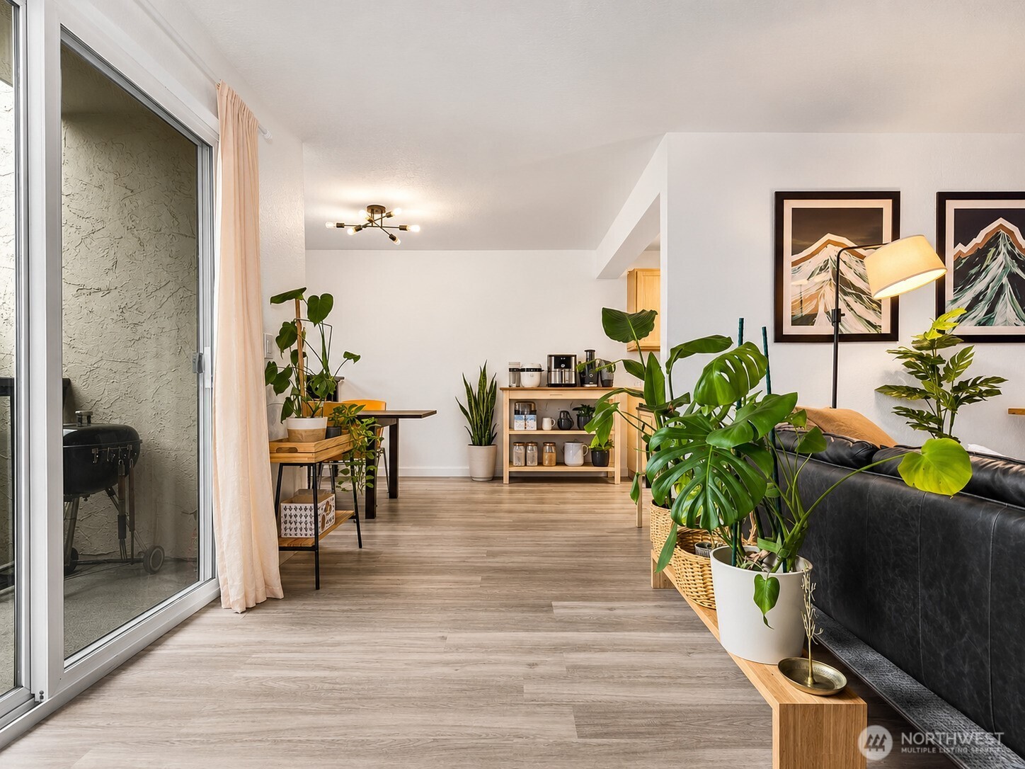 8747 Phinney Avenue N #7, Seattle, WA 98103, photo 5 of 19