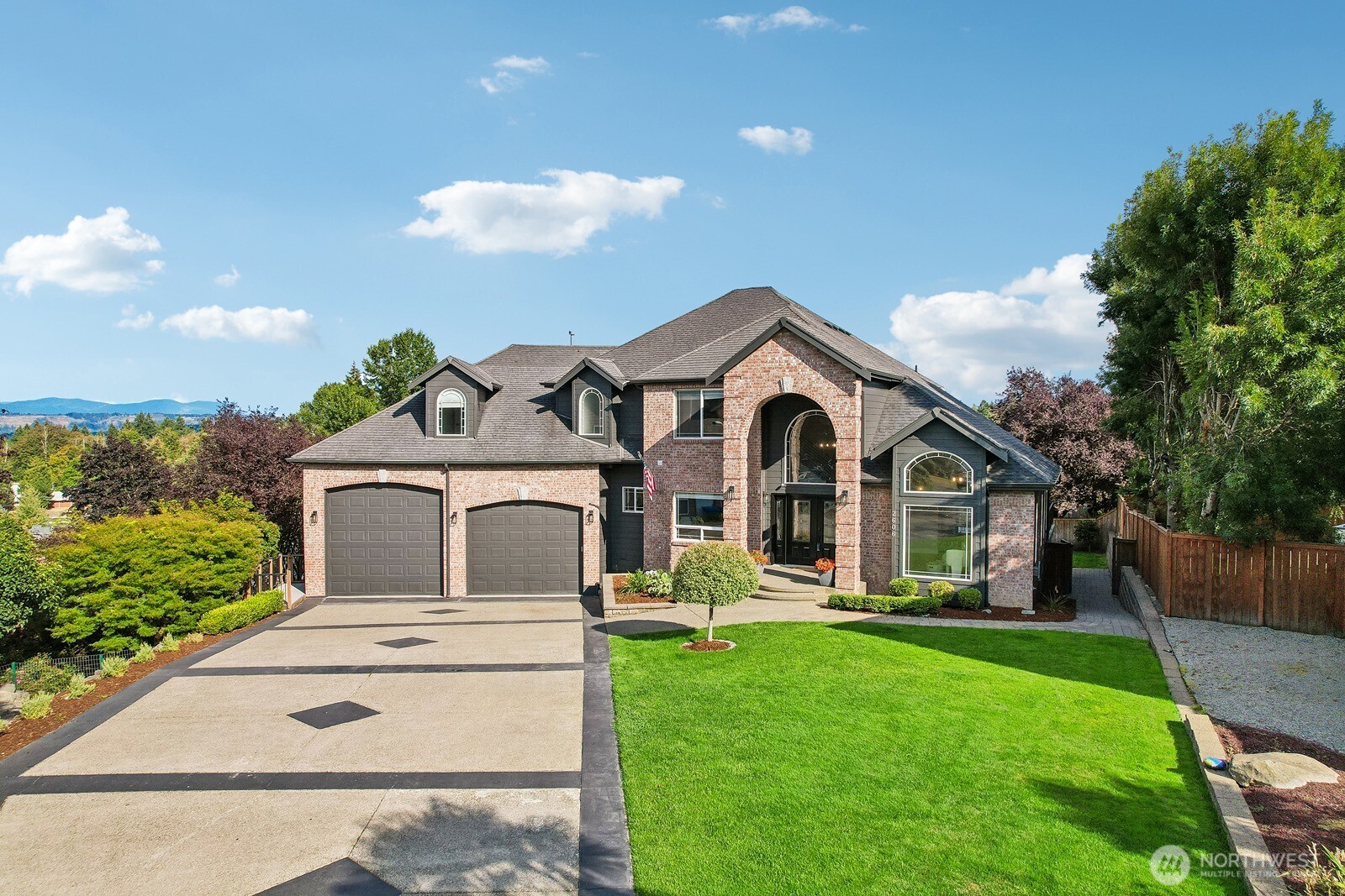 2606 16th Avenue Court SW