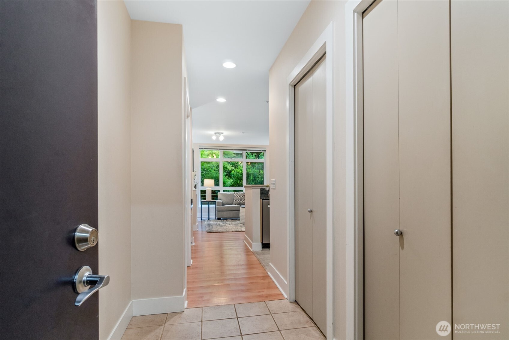 1700 N Northlake Way #105, Seattle, WA 98103, photo 5 of 33