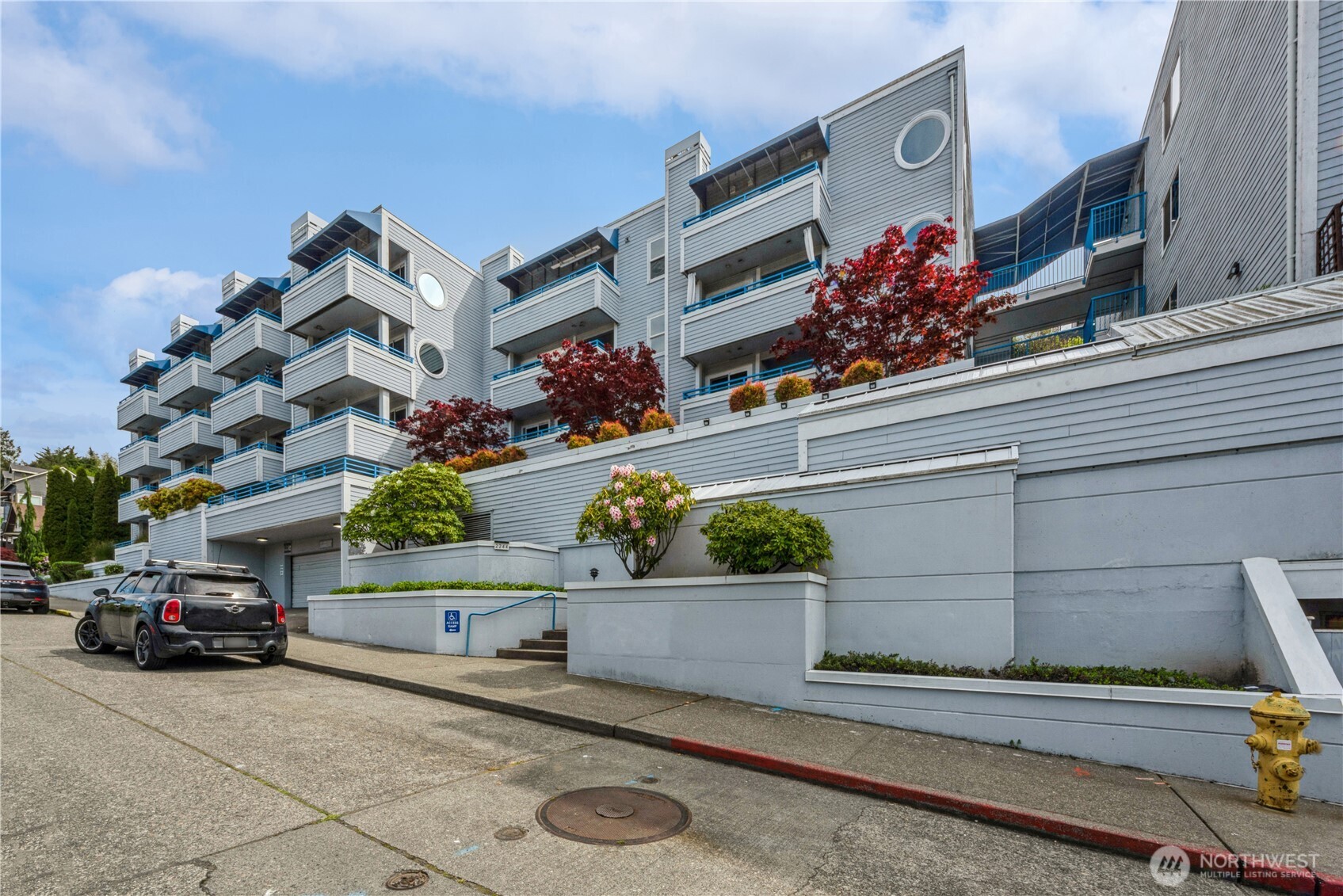 2244 13th Avenue W #411
