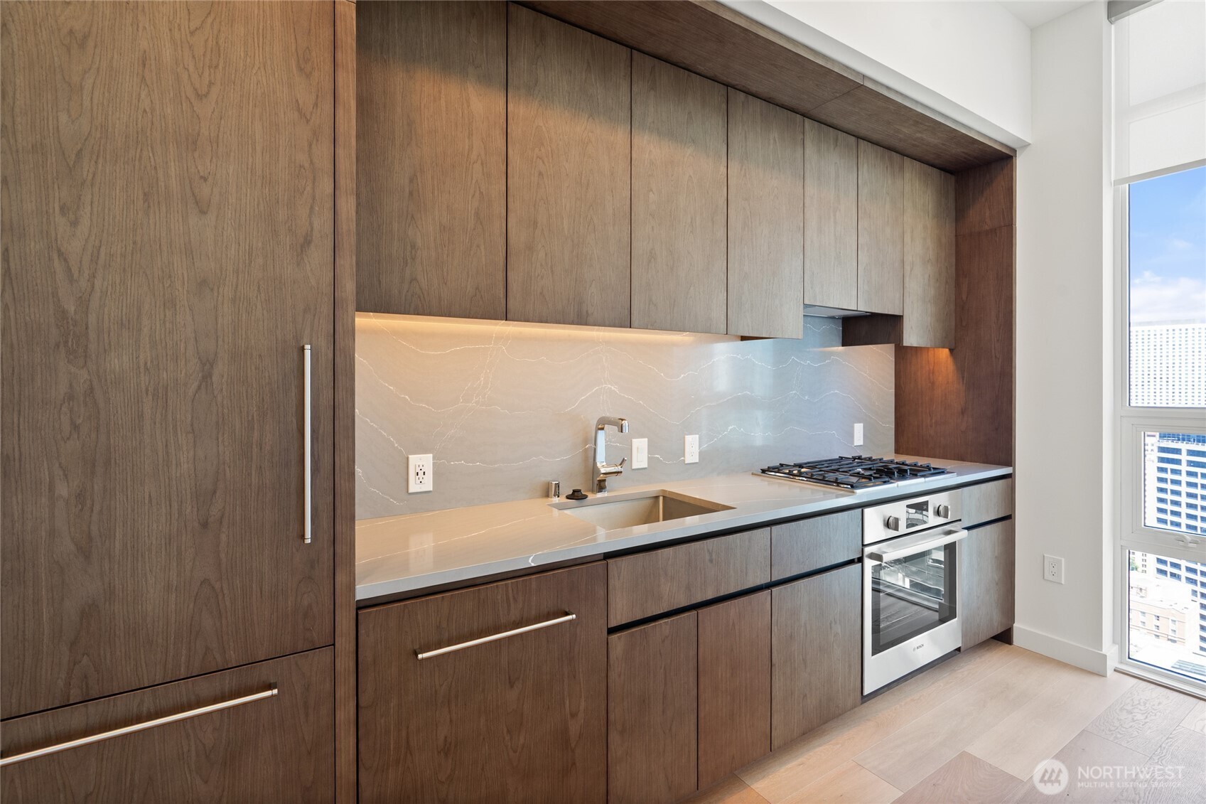 121 Stewart Street #3302, Seattle, WA 98101, photo 2 of 30