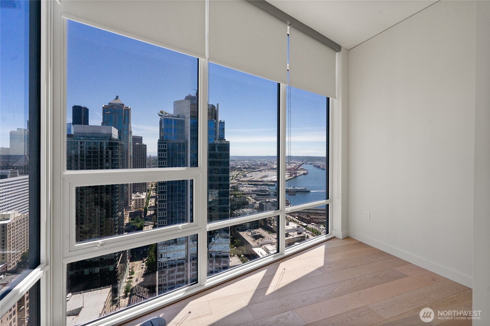 121 Stewart Street #3302, Seattle, WA 98101, photo 4 of 30