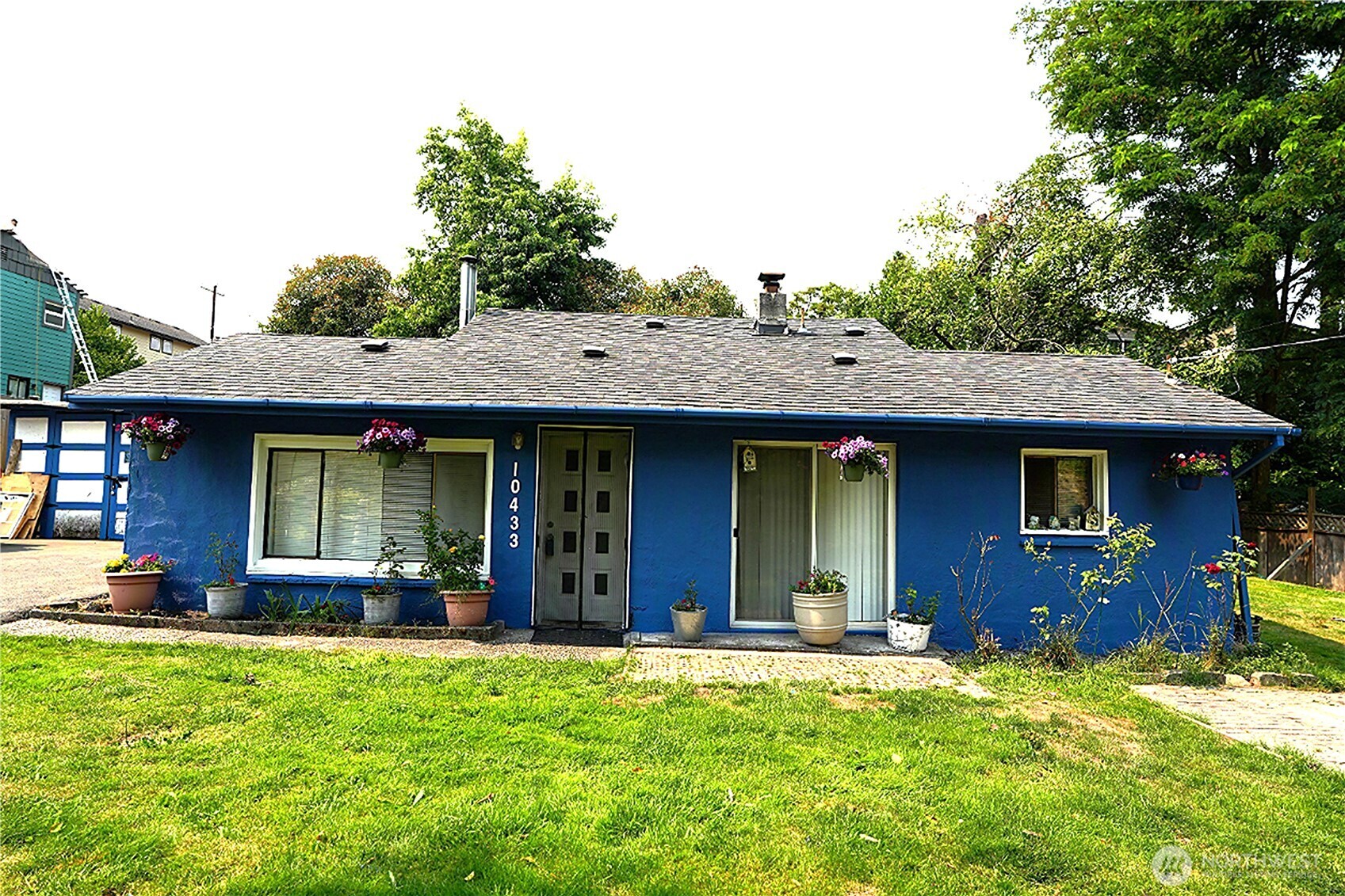 10433 1st Avenue SW, Burien, WA 98146-2313, photo 2 of 2