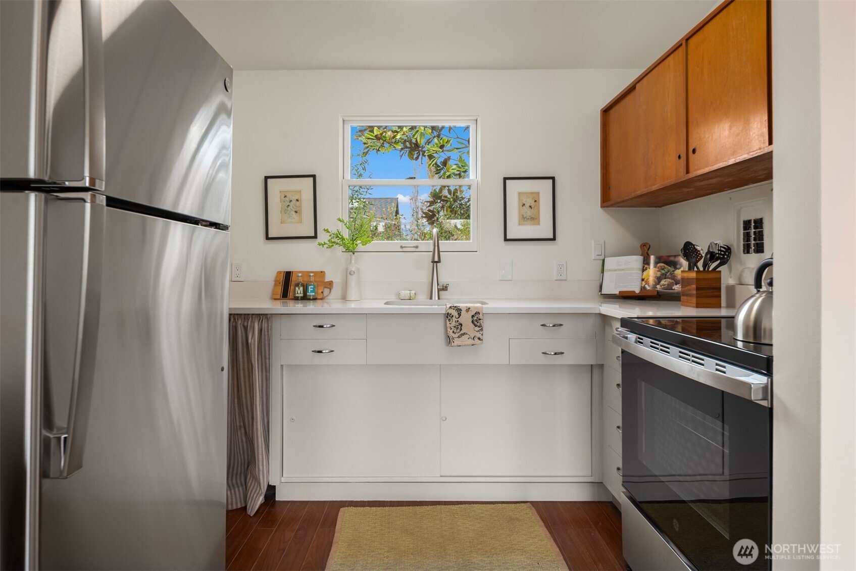 1519 5th Ave W #5, Seattle, WA 98119, photo 5 of 13