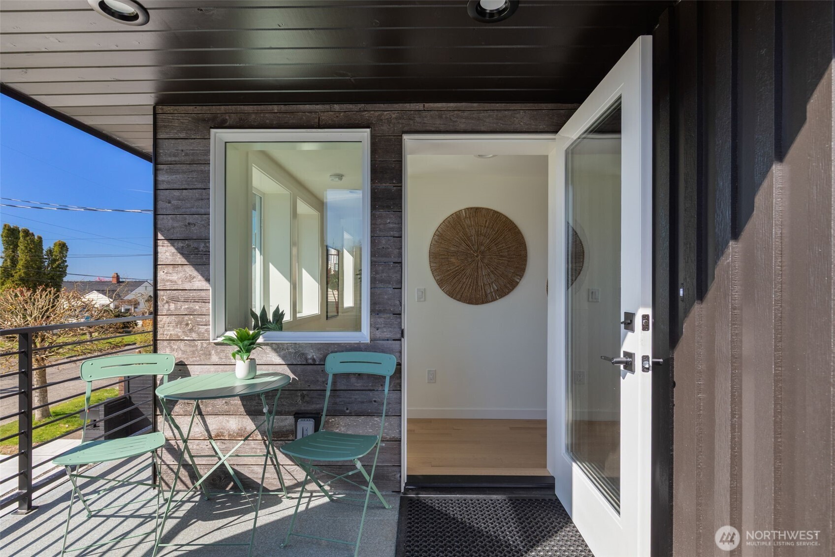 1556 S Pearl Street #C, Seattle, WA 98108, photo 2 of 31