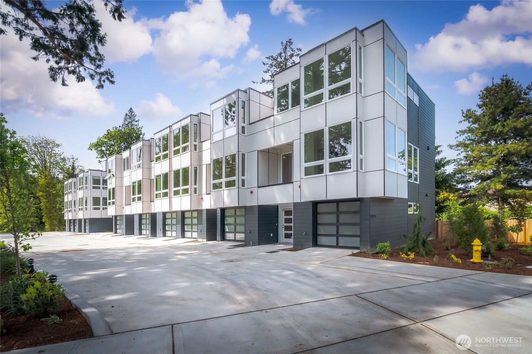 12225 Roseberg Avenue S #1