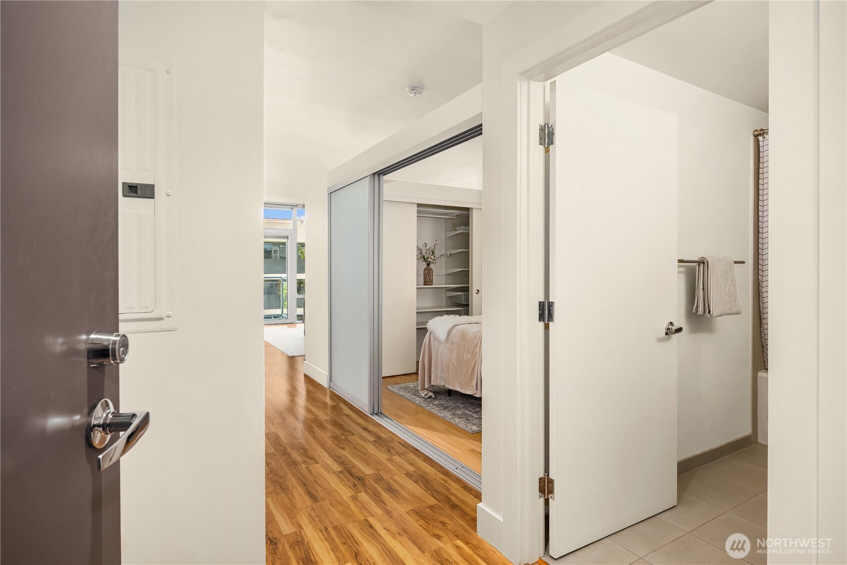 2911 2nd Ave #616, Seattle, WA 98121, photo 2 of 34