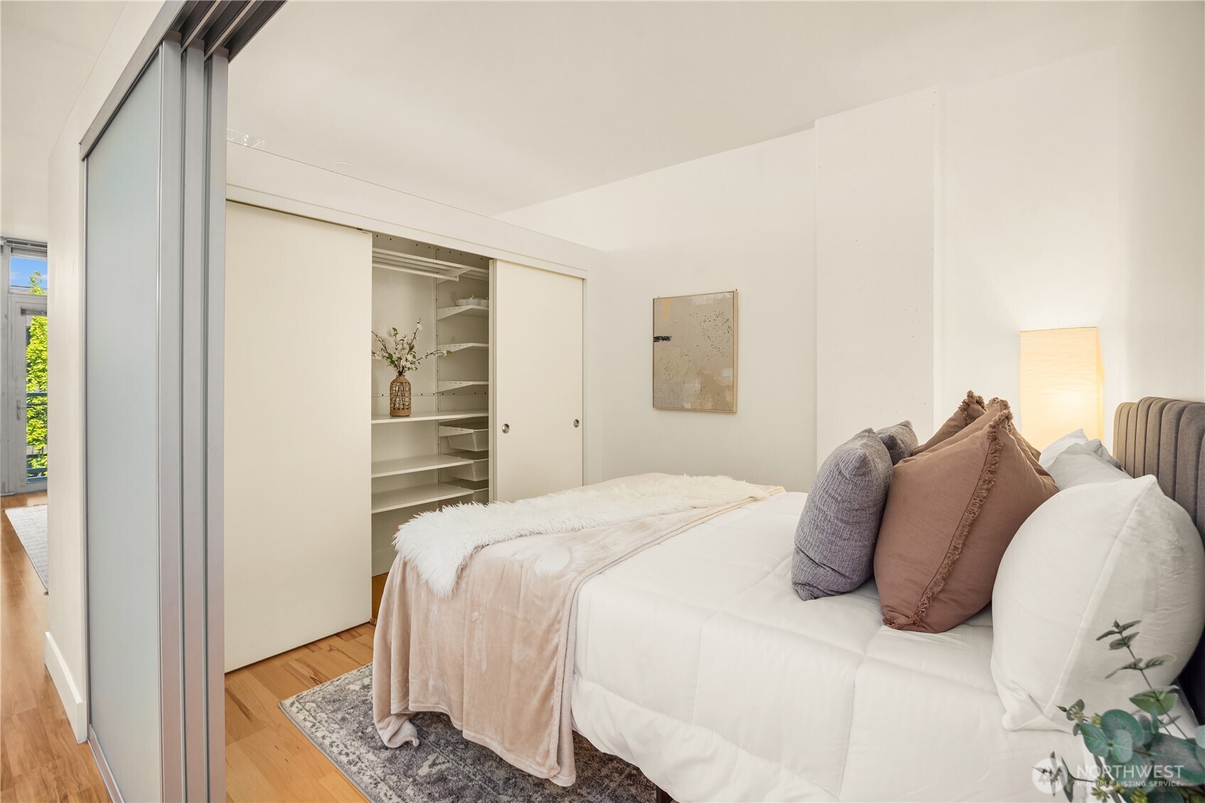 2911 2nd Ave #616, Seattle, WA 98121, photo 4 of 34