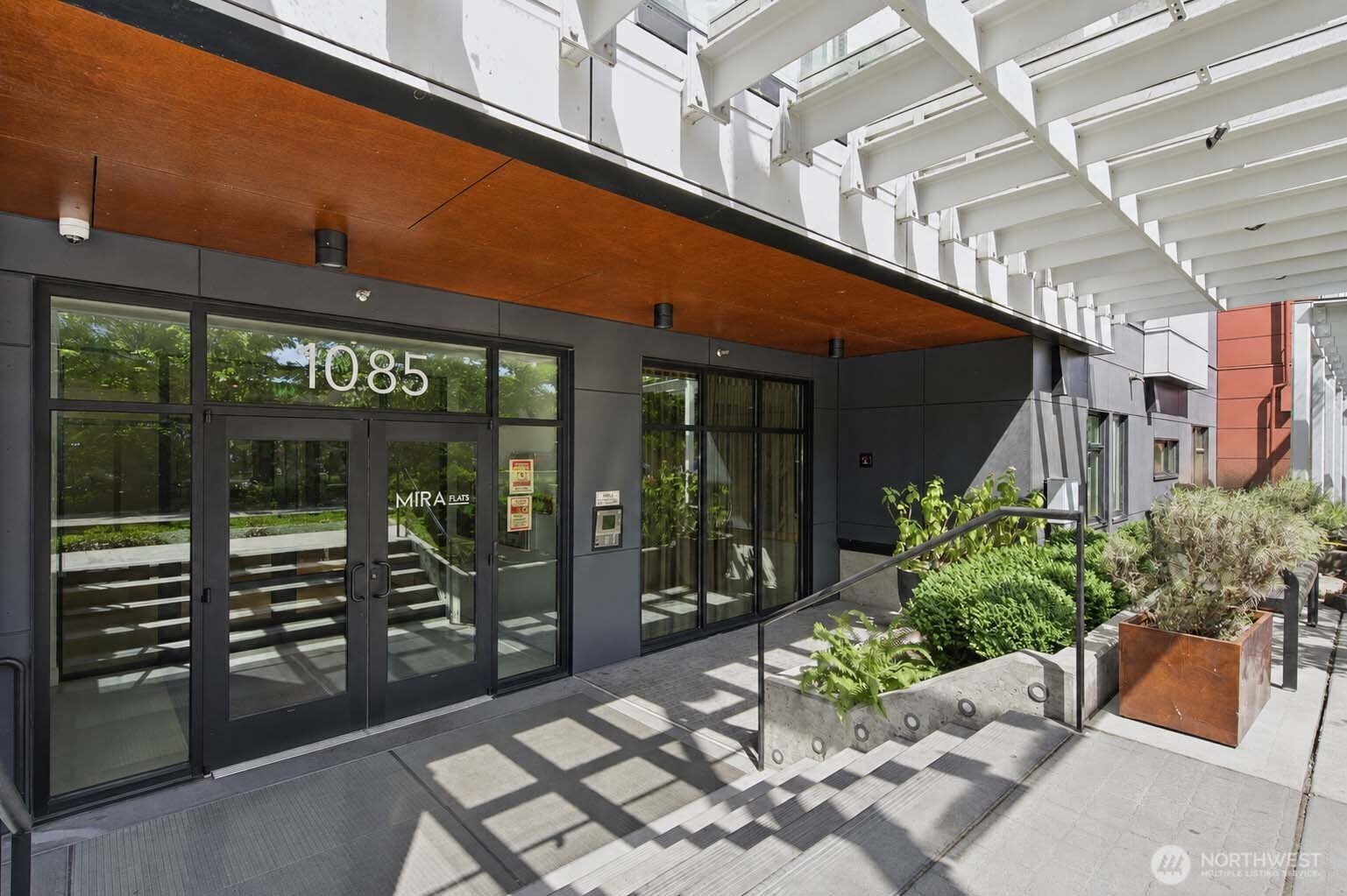 1085 103rd Avenue NE #204, Bellevue, WA 98004, listed at Mira Flats