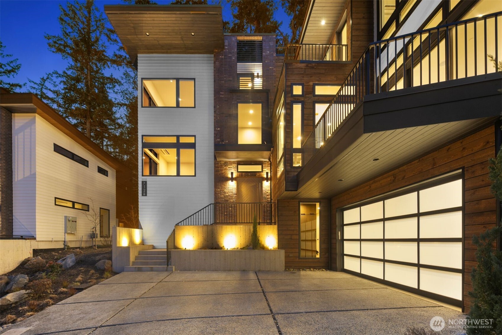 7128 NE 119th Place, Kirkland, WA 98034, photo 2 of 2