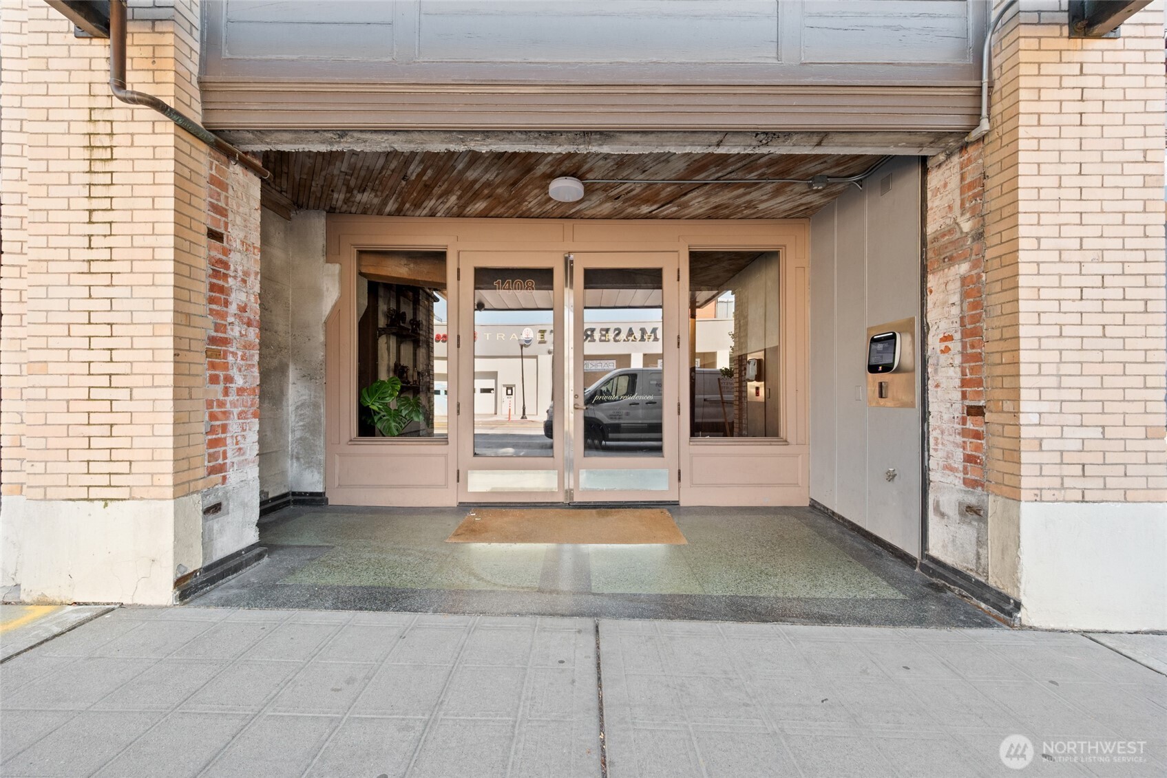 1408 12th Avenue #507, Seattle, WA 98122, photo 2 of 40