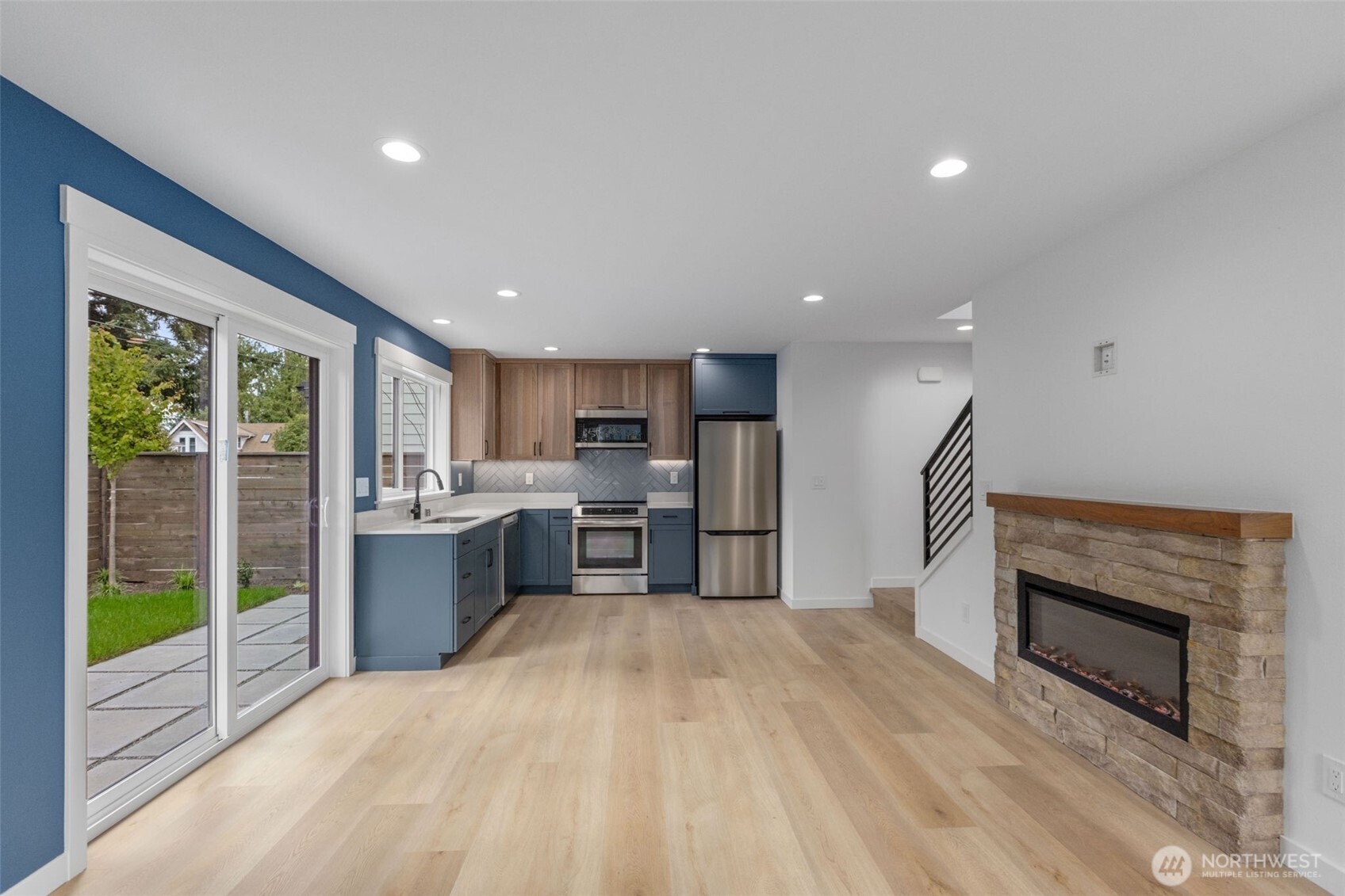 11052 2nd Avenue NW, Seattle, WA 98177, photo 5 of 32