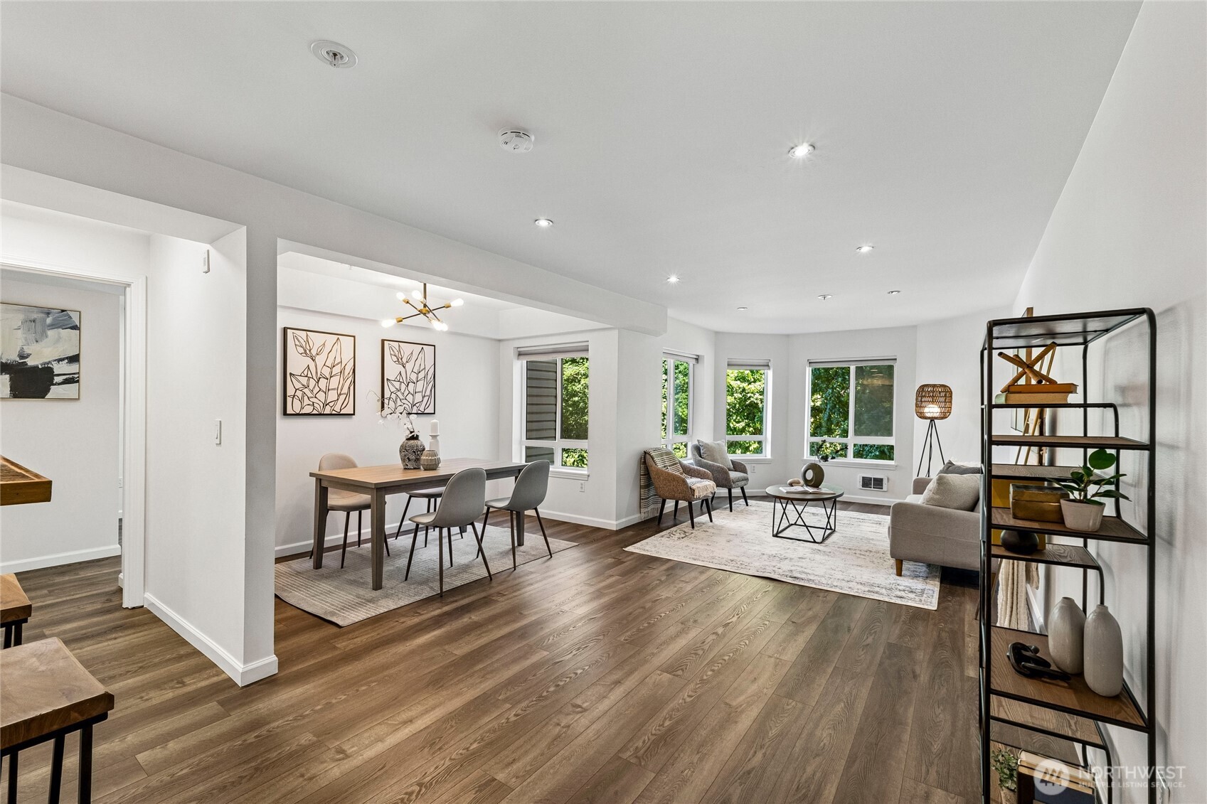 2530 15th Avenue W #401, Seattle, WA 98119, photo 5 of 28