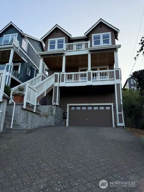 1125 Lake Washington Boulevard S, Seattle, WA 98144, photo 2 of 2