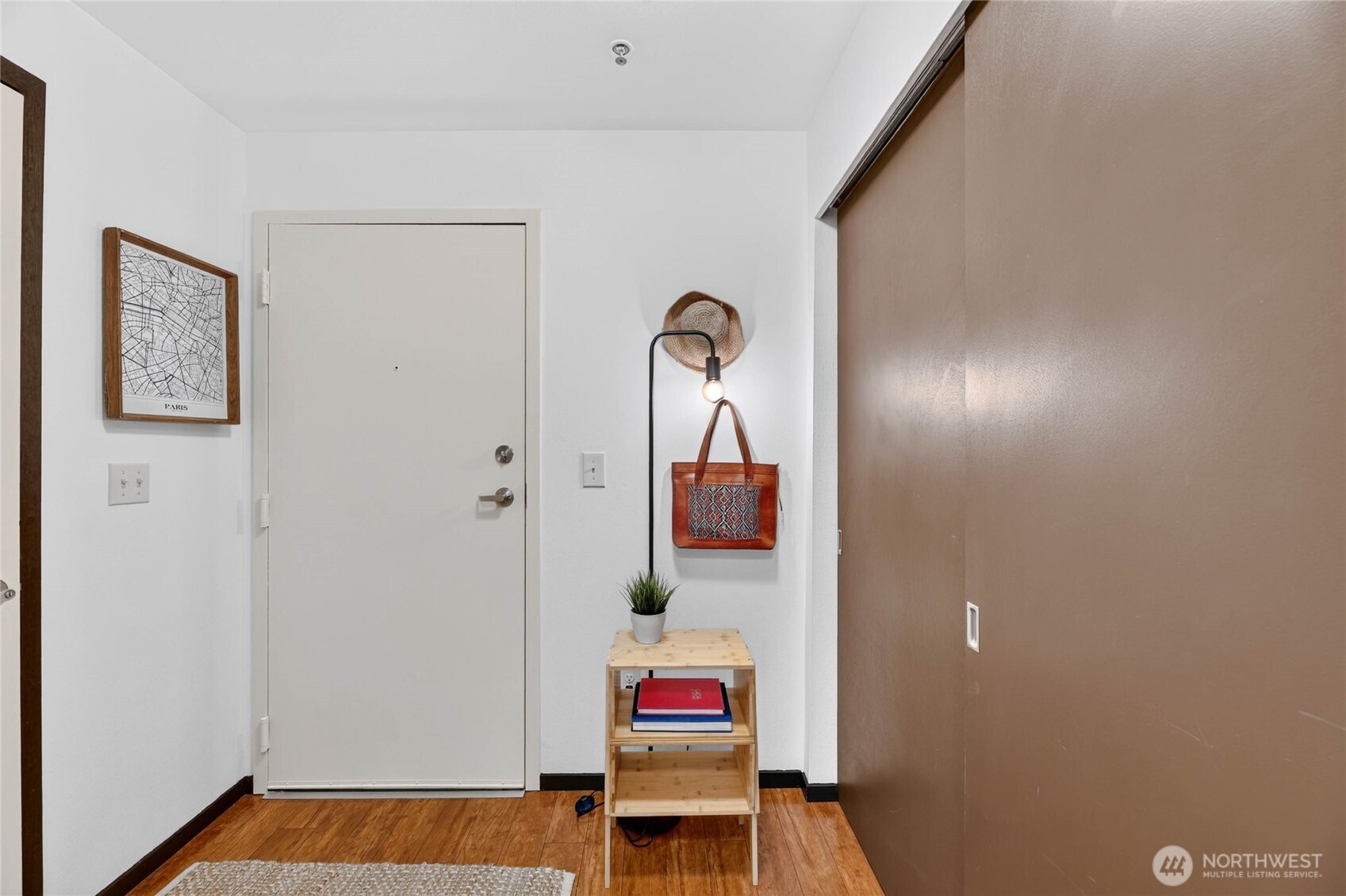 4020 Aurora Avenue N #305, Seattle, WA 98103, photo 4 of 31