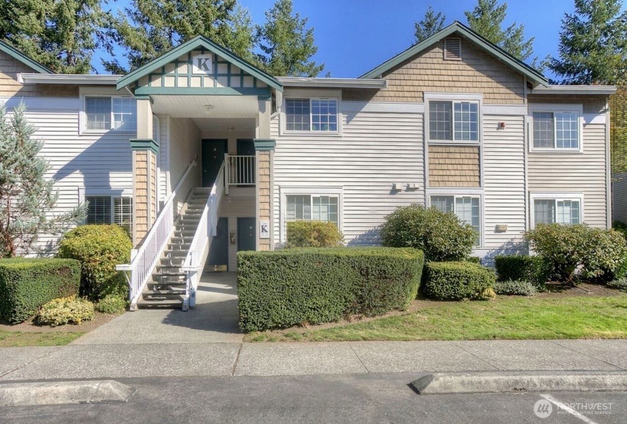 25235 SE Klahanie Blvd #K102, Sammamish, WA 98029, photo 2 of 2