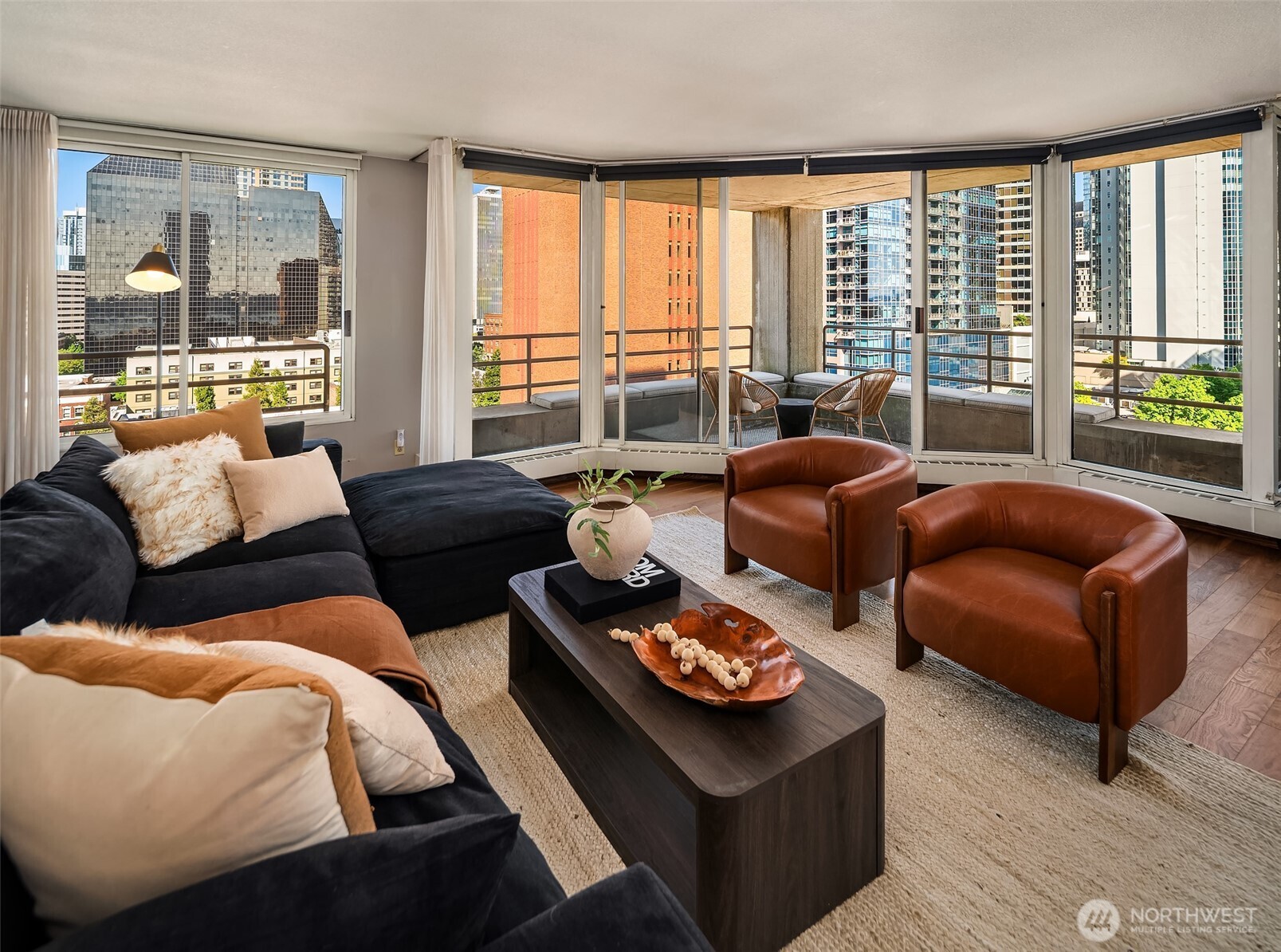 2125 1st Avenue #1304, Seattle, WA 98121, photo 5 of 38