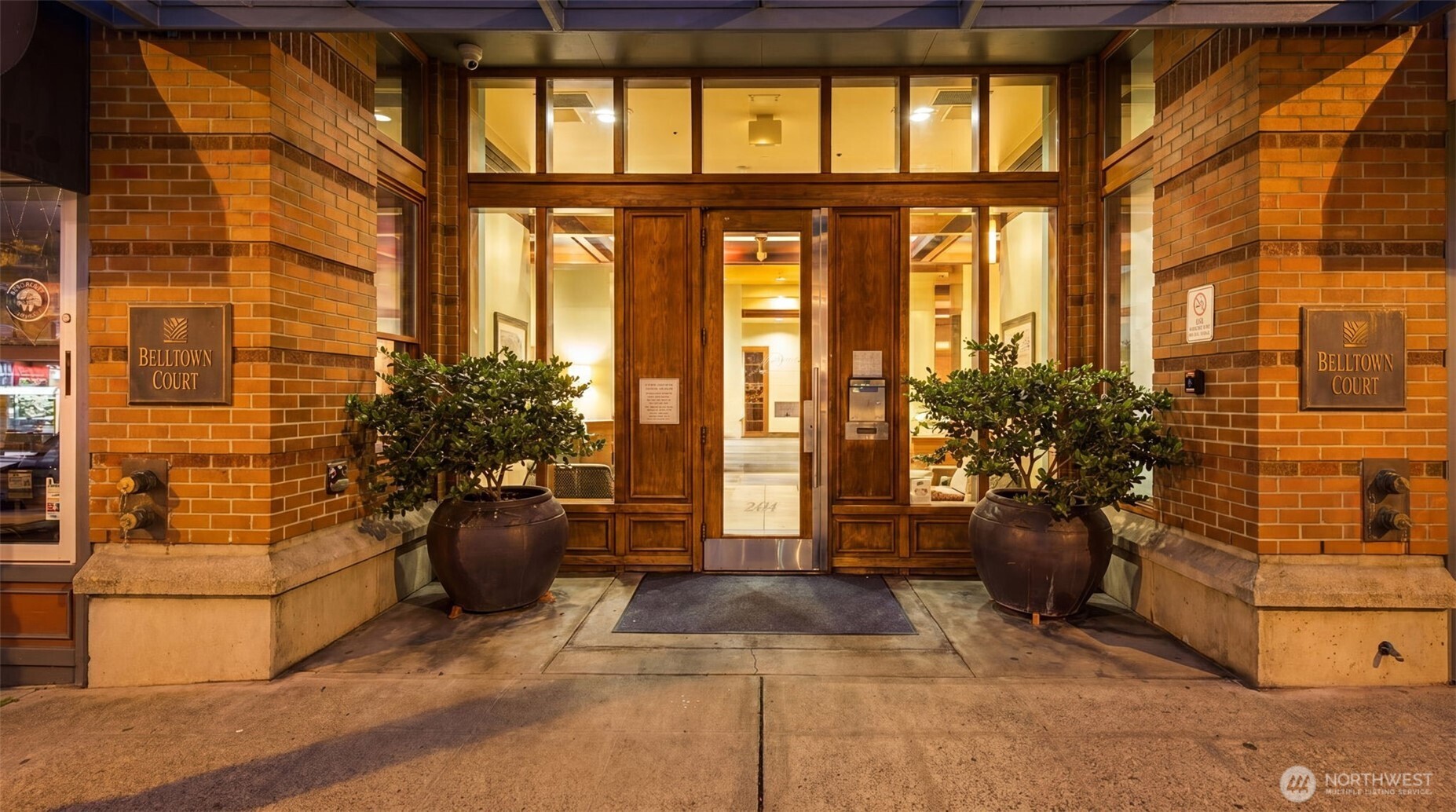 2414 1st Avenue #702