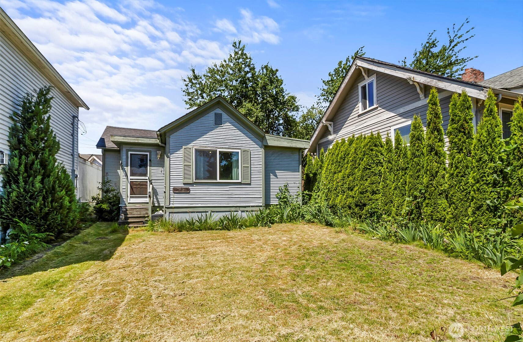 2512 Cedar Street