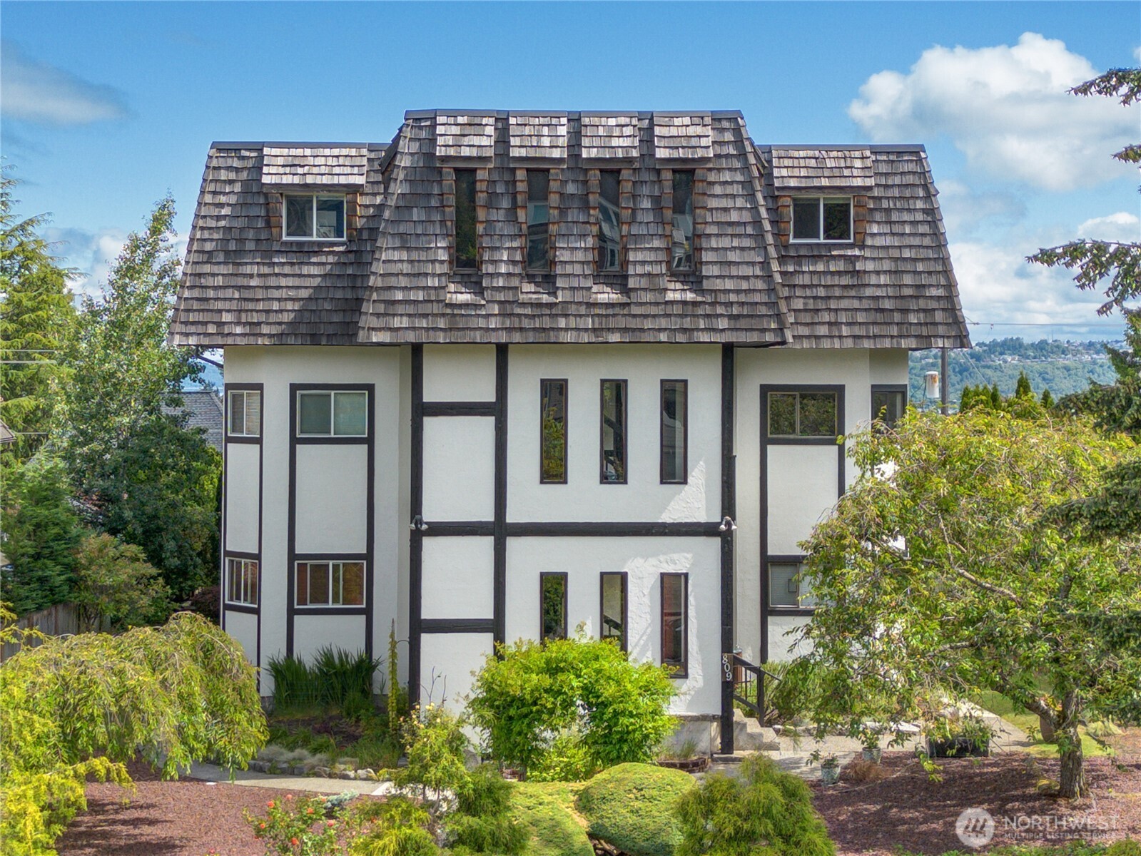 809 N G Street #201, Tacoma, WA 98403, photo 2 of 2