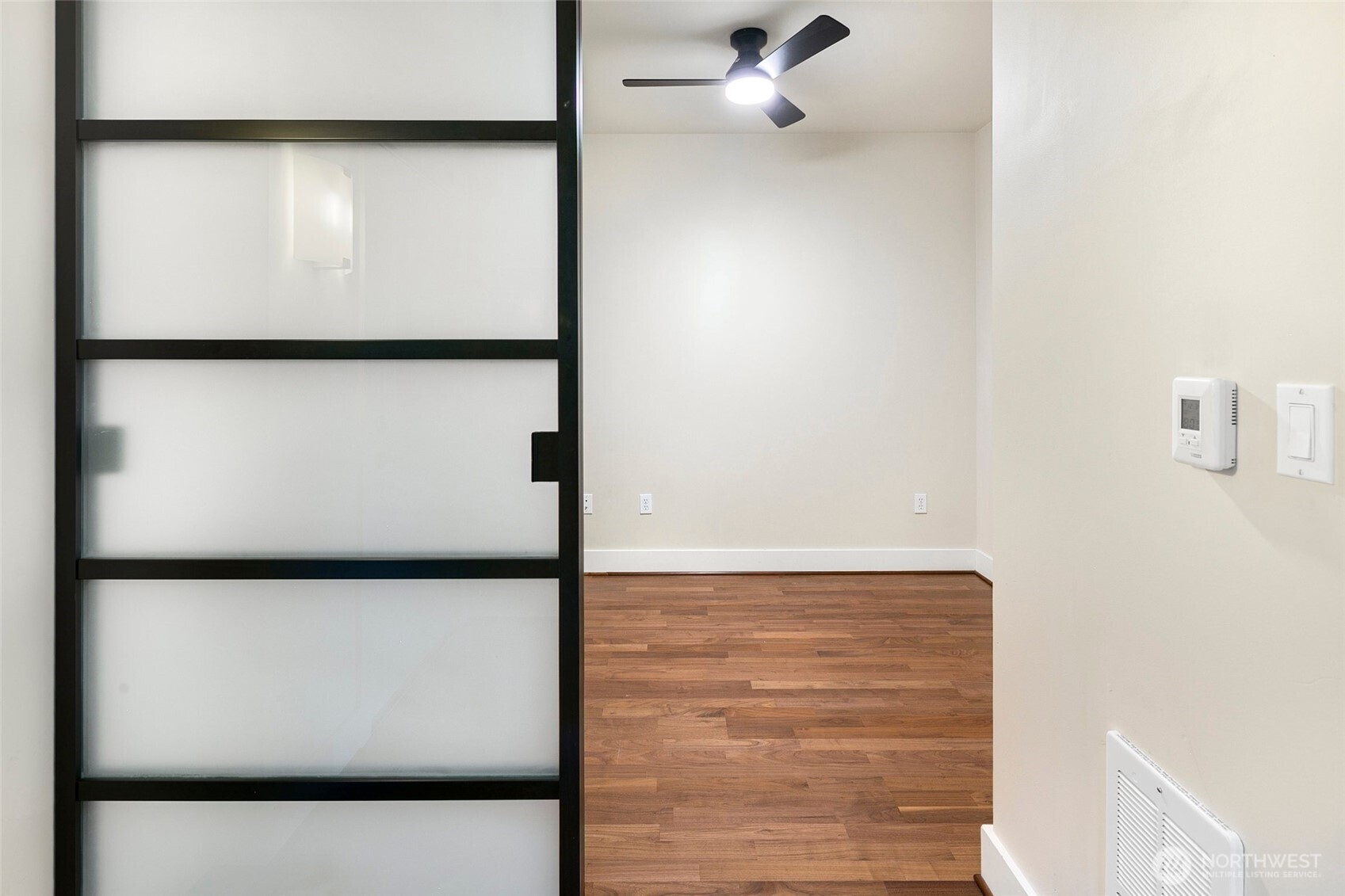 699 John Street #416, Seattle, WA 98109, photo 4 of 35