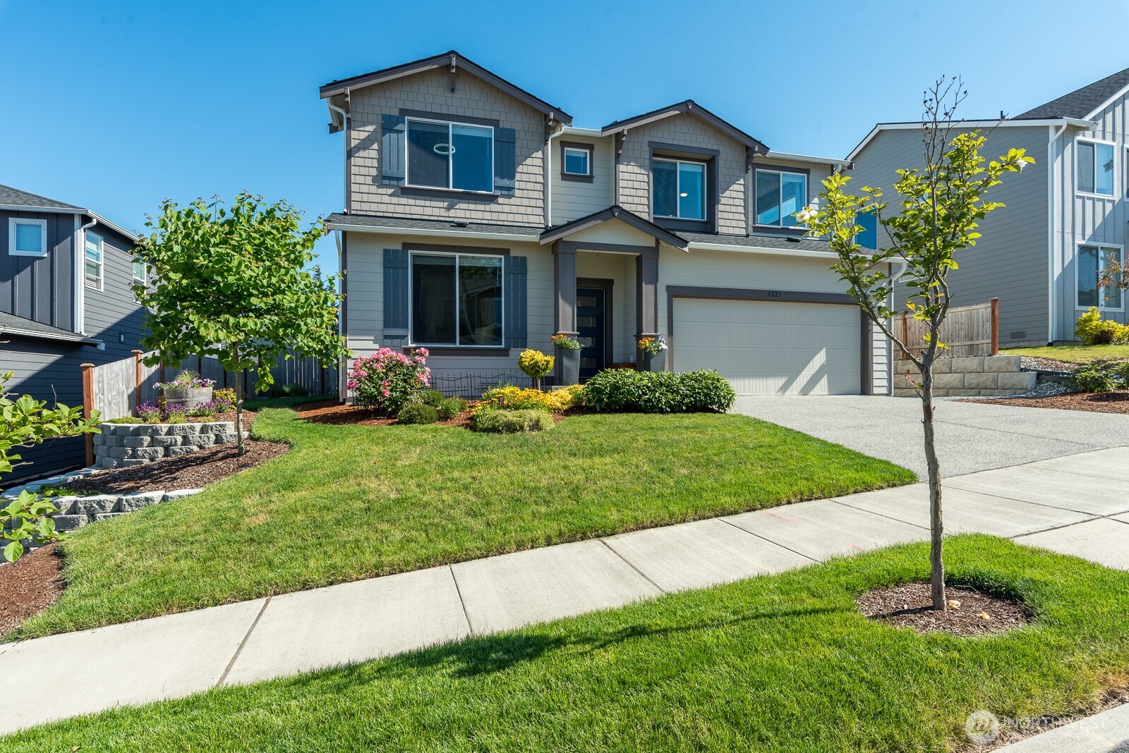 8223 284th Place NW