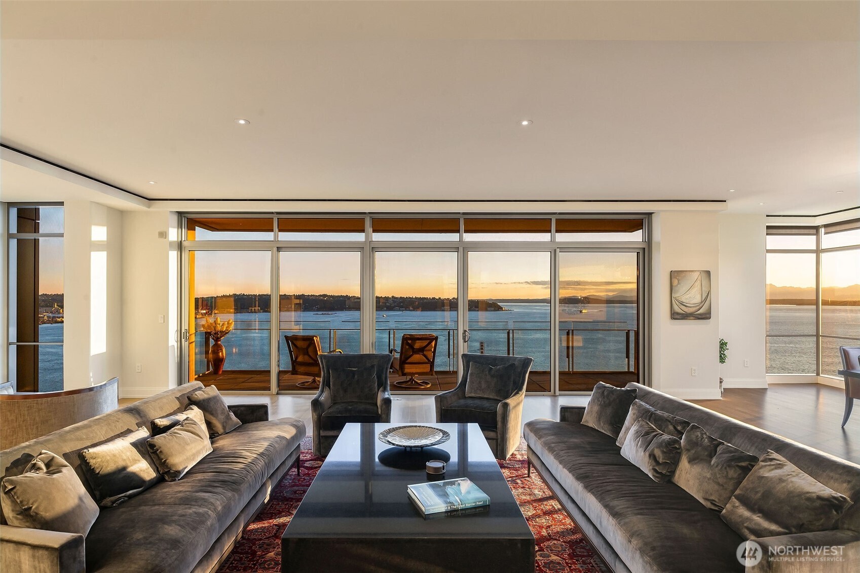 99 Union Street #1801, Seattle, WA 98101, photo 2 of 24