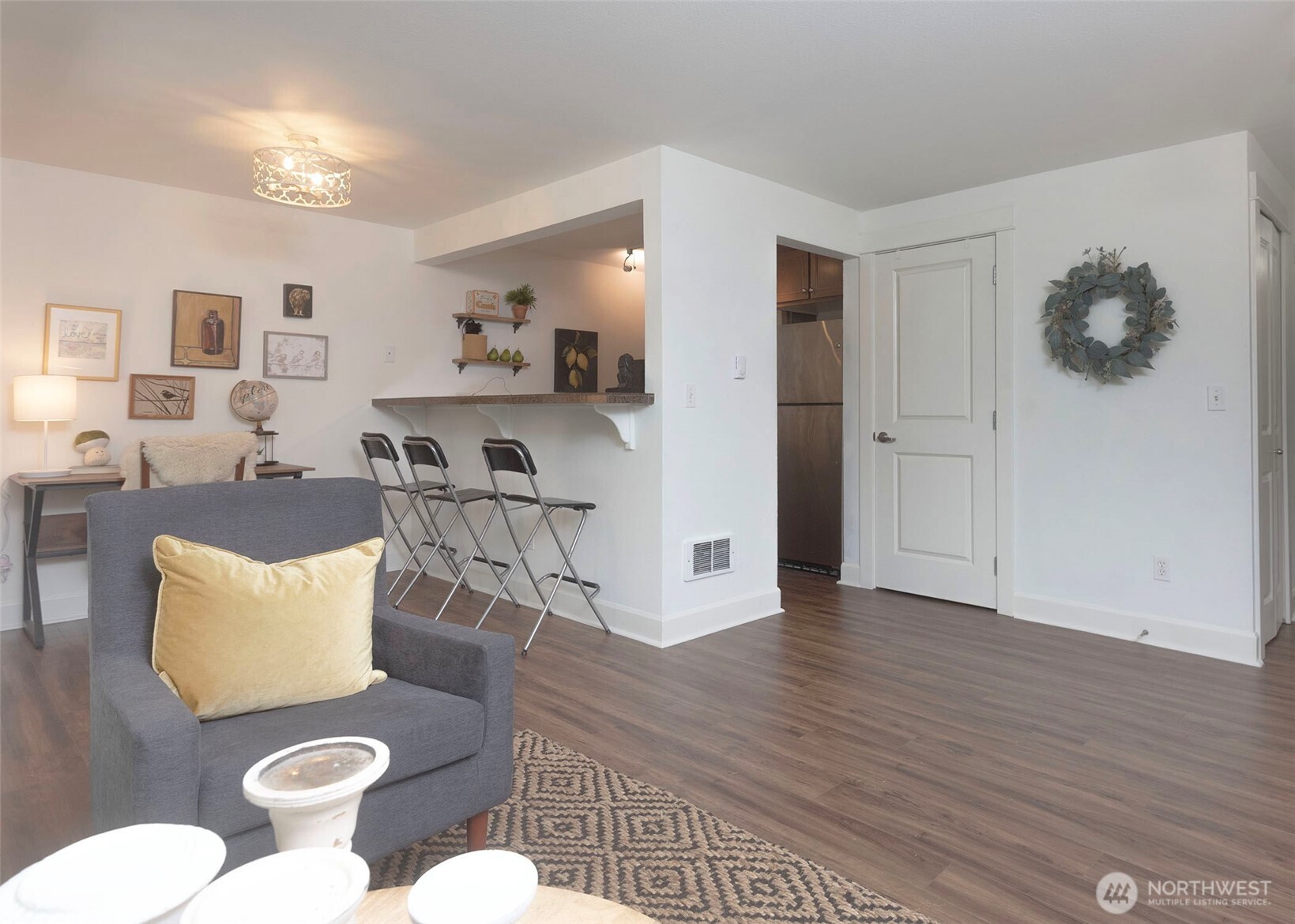 300 N 130th #4104, Seattle, WA 98133, photo 3 of 28