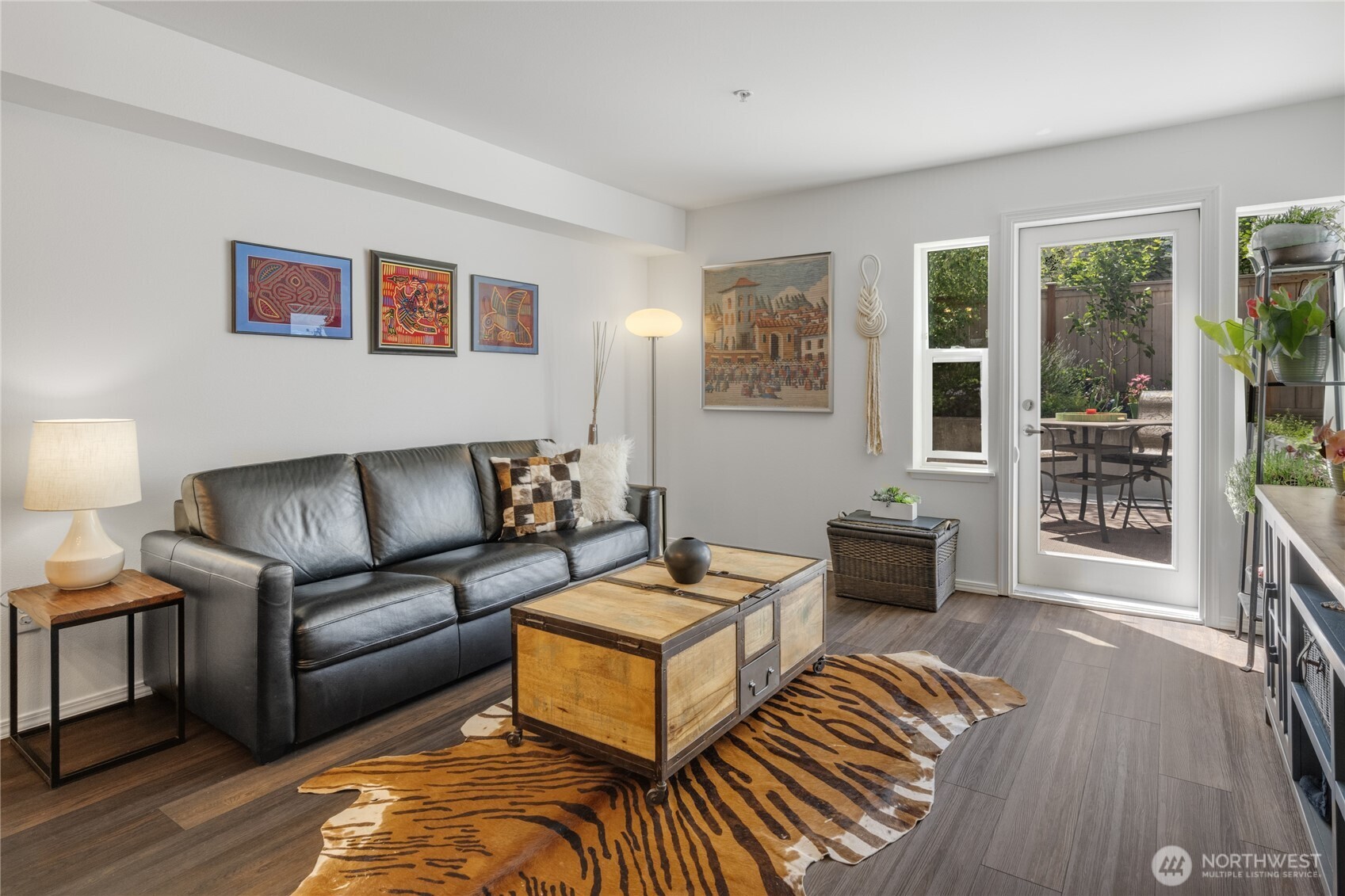 2901 S Jackson Street #304, Seattle, WA 98116, photo 4 of 32