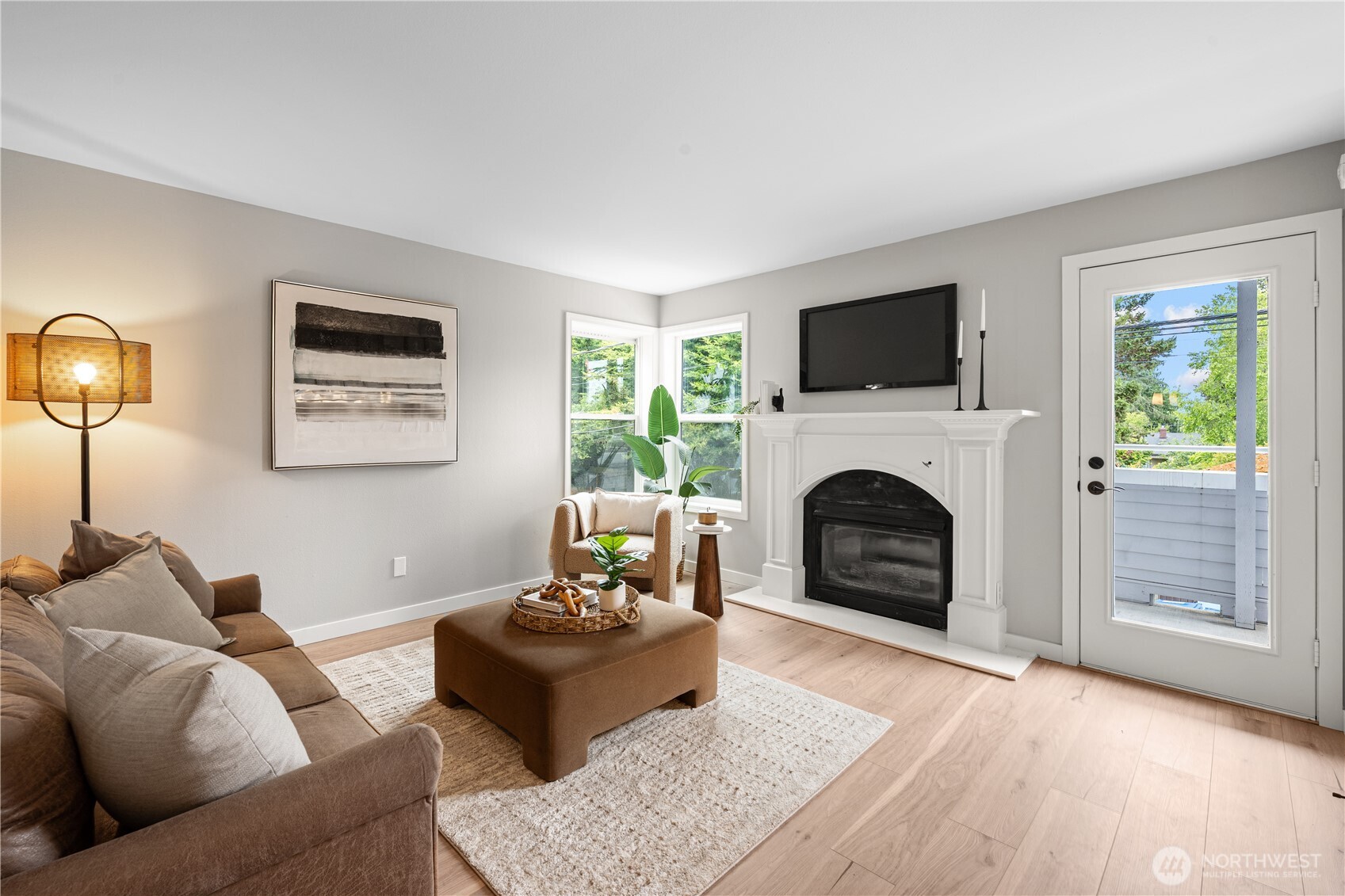 3435 California Avenue SW #103, Seattle, WA 98116, photo 5 of 35