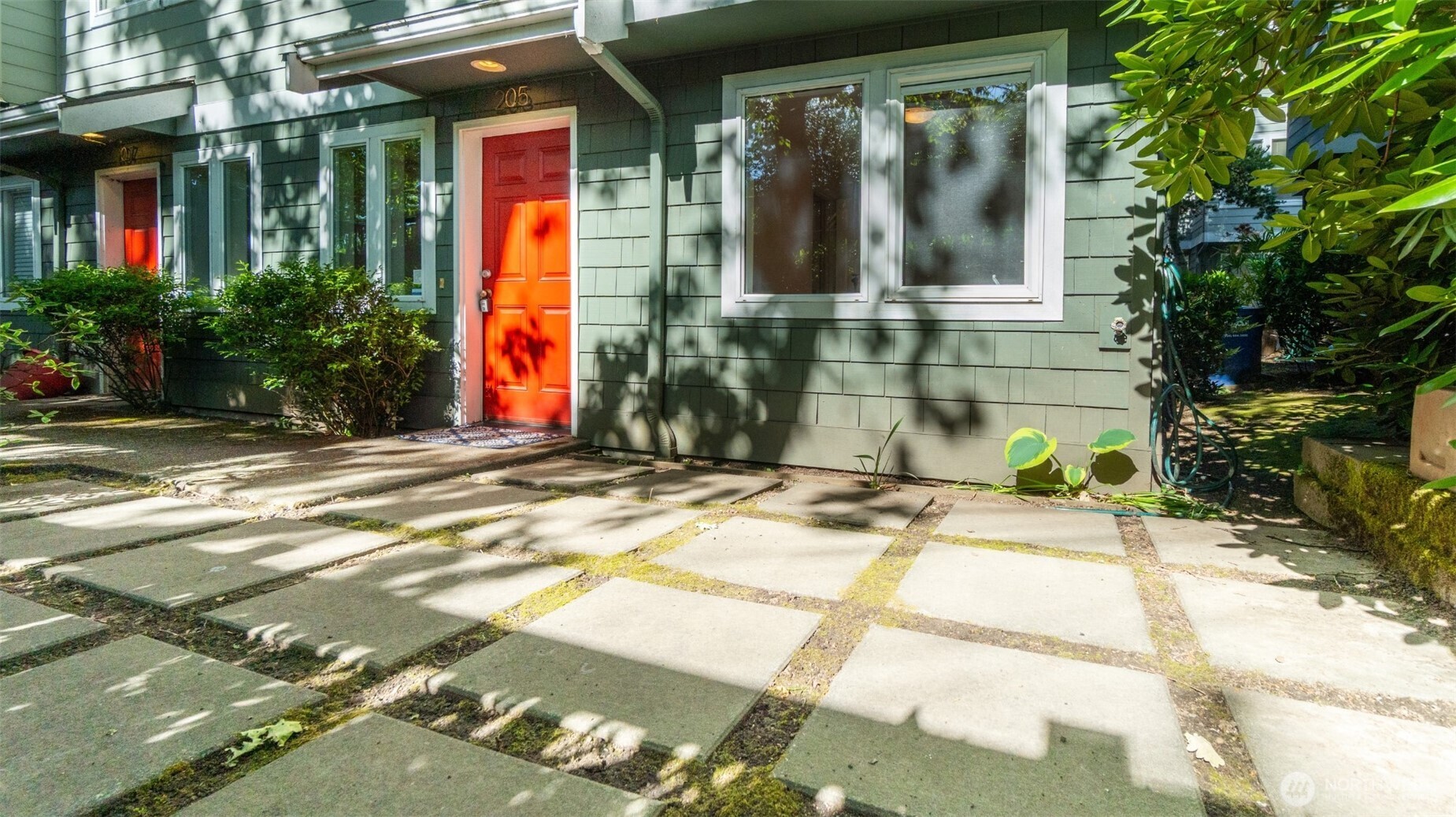 205 27th Avenue S #205, Seattle, WA 98144, photo 4 of 40