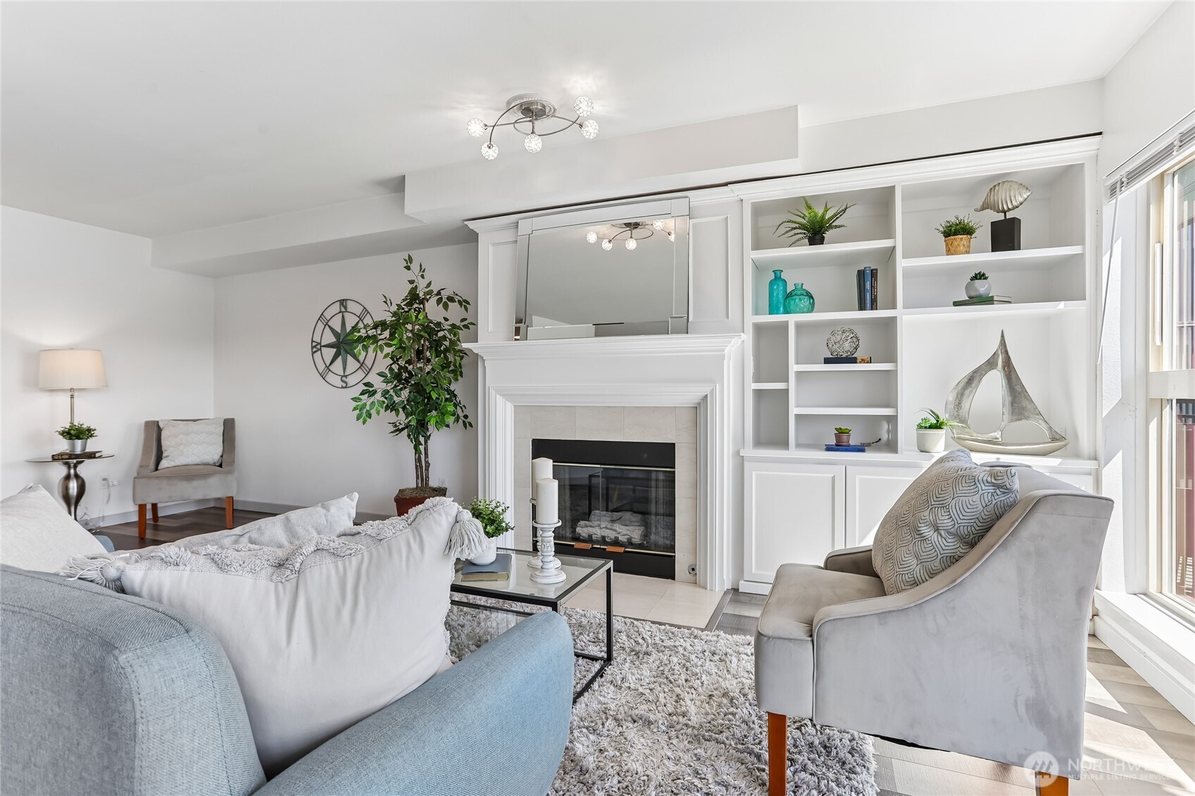 701 Galer Street #813, Seattle, WA 98109, photo 5 of 34