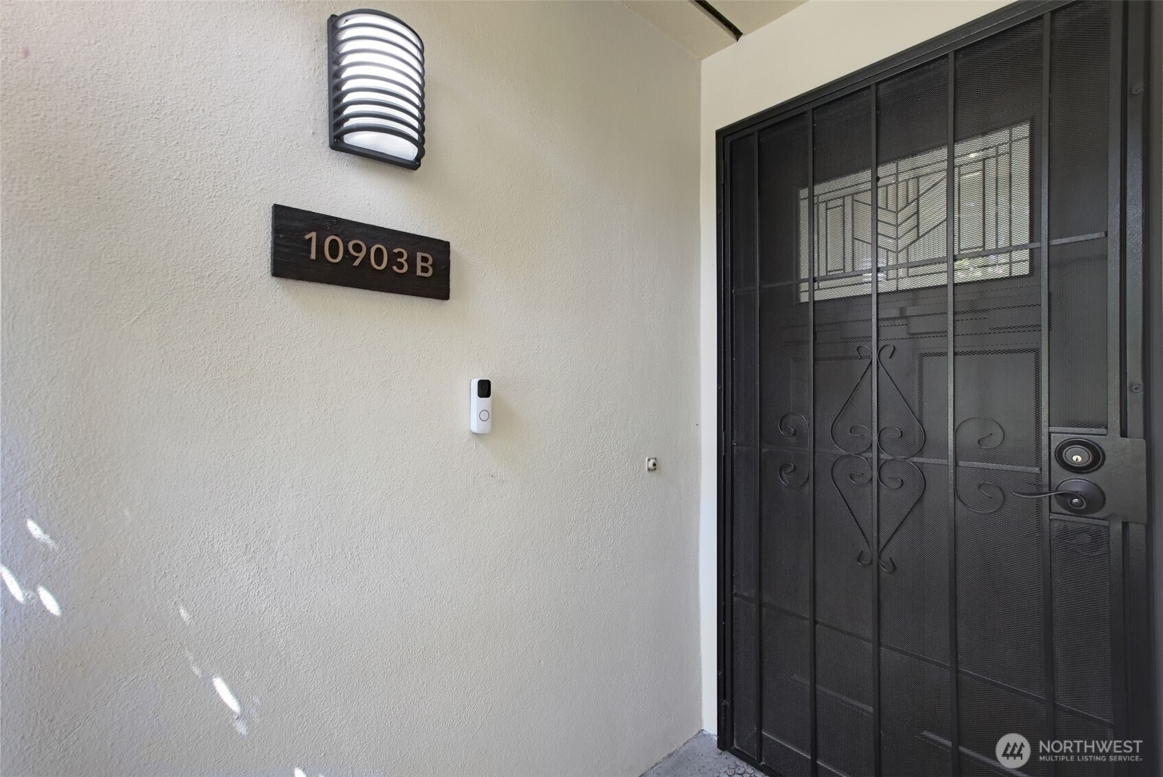 10903 Glen Acres Drive S #B, Seattle, WA 98168, photo 5 of 40