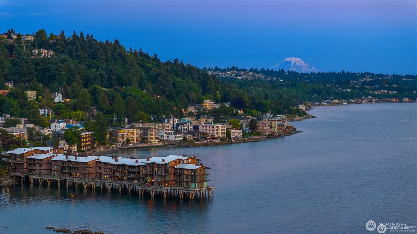 3717 Beach Drive SW #113, Seattle, WA 98116, photo 2 of 38