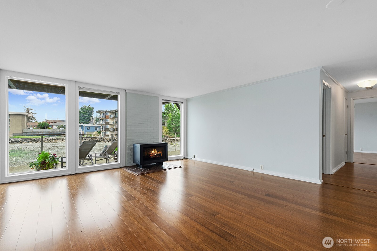 3717 Beach Drive SW #113, Seattle, WA 98116, photo 4 of 38