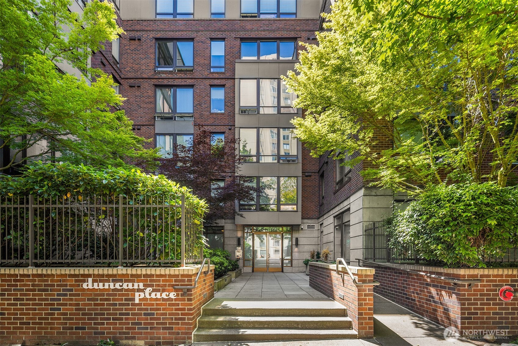 4547 8th Avenue NE #410, Seattle, WA 98105, listed at Duncan Place