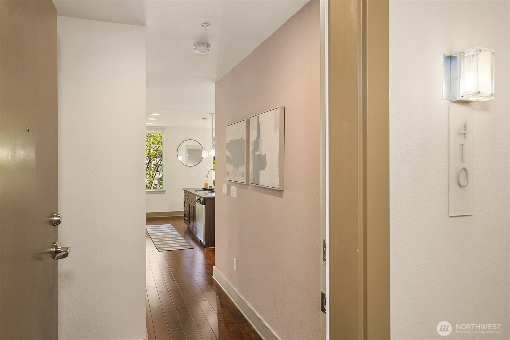 4547 8th Avenue NE #410, Seattle, WA 98105, photo 2 of 25