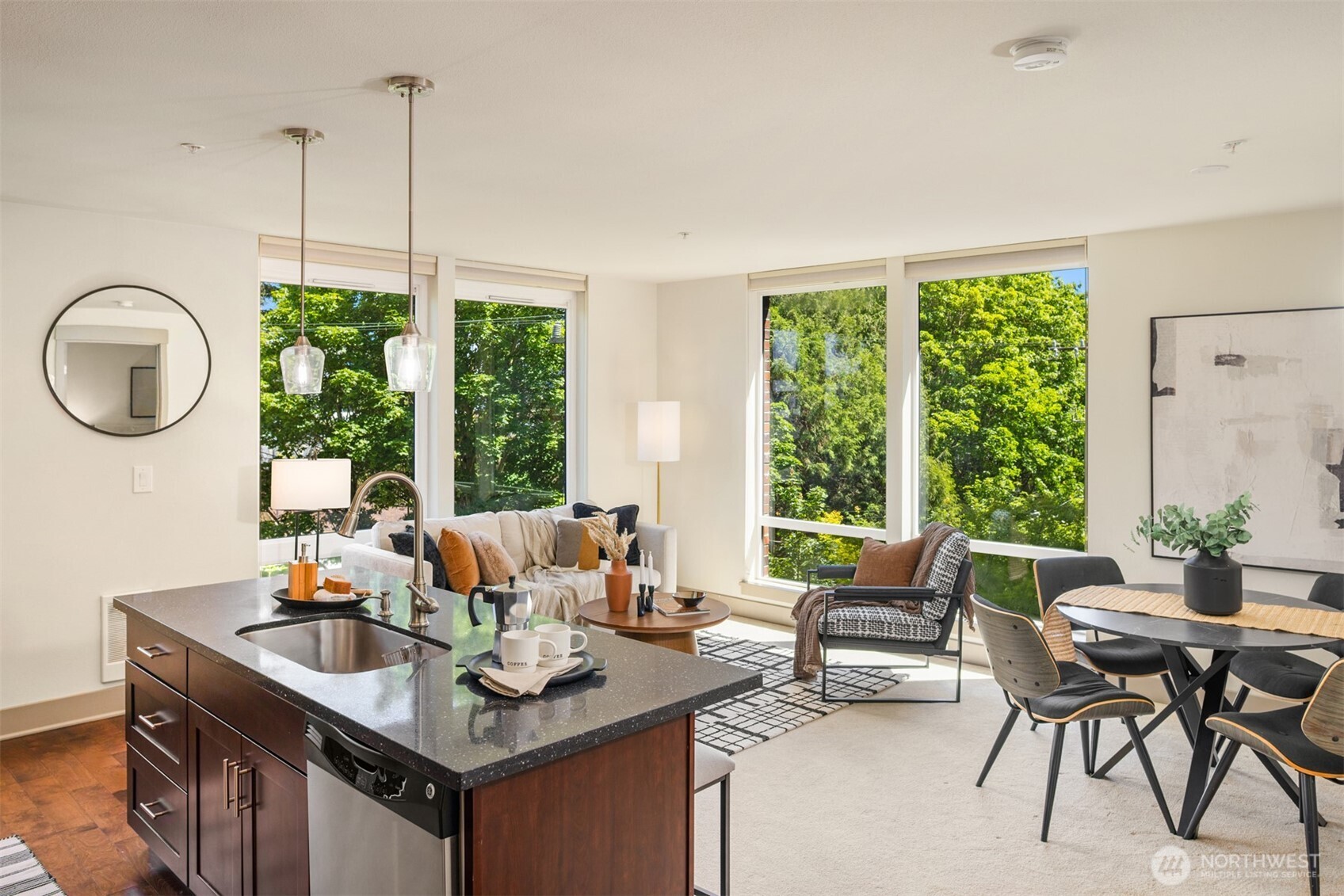 4547 8th Avenue NE #410, Seattle, WA 98105, photo 4 of 25