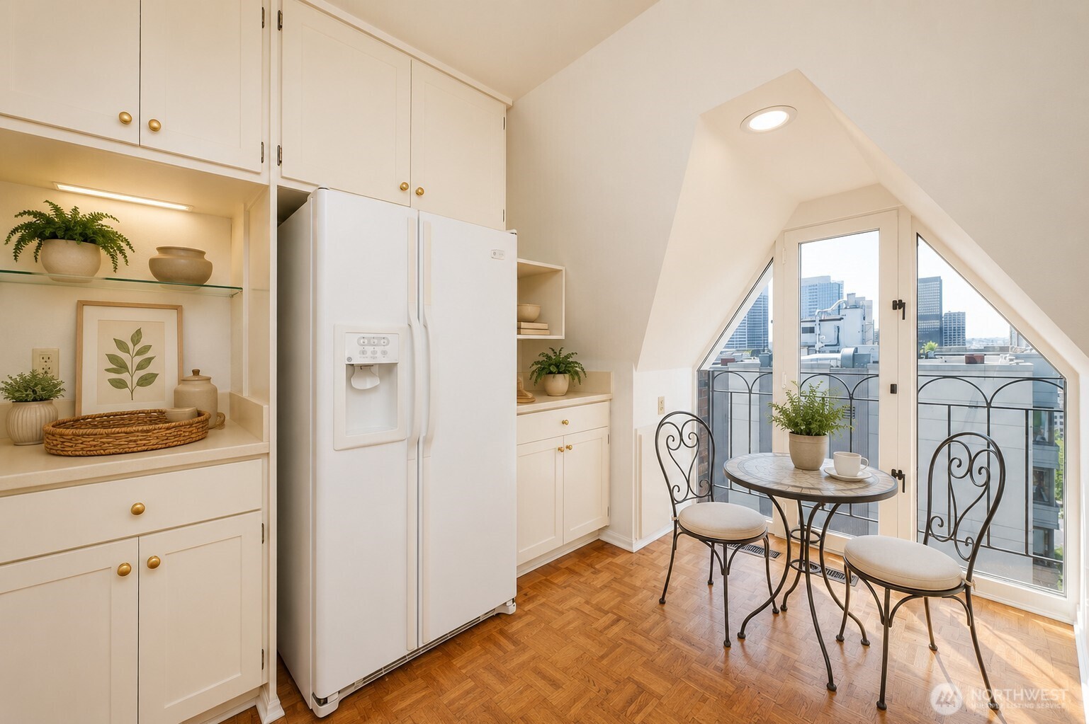 1017 Minor Avenue #1401, Seattle, WA 98104, photo 5 of 17