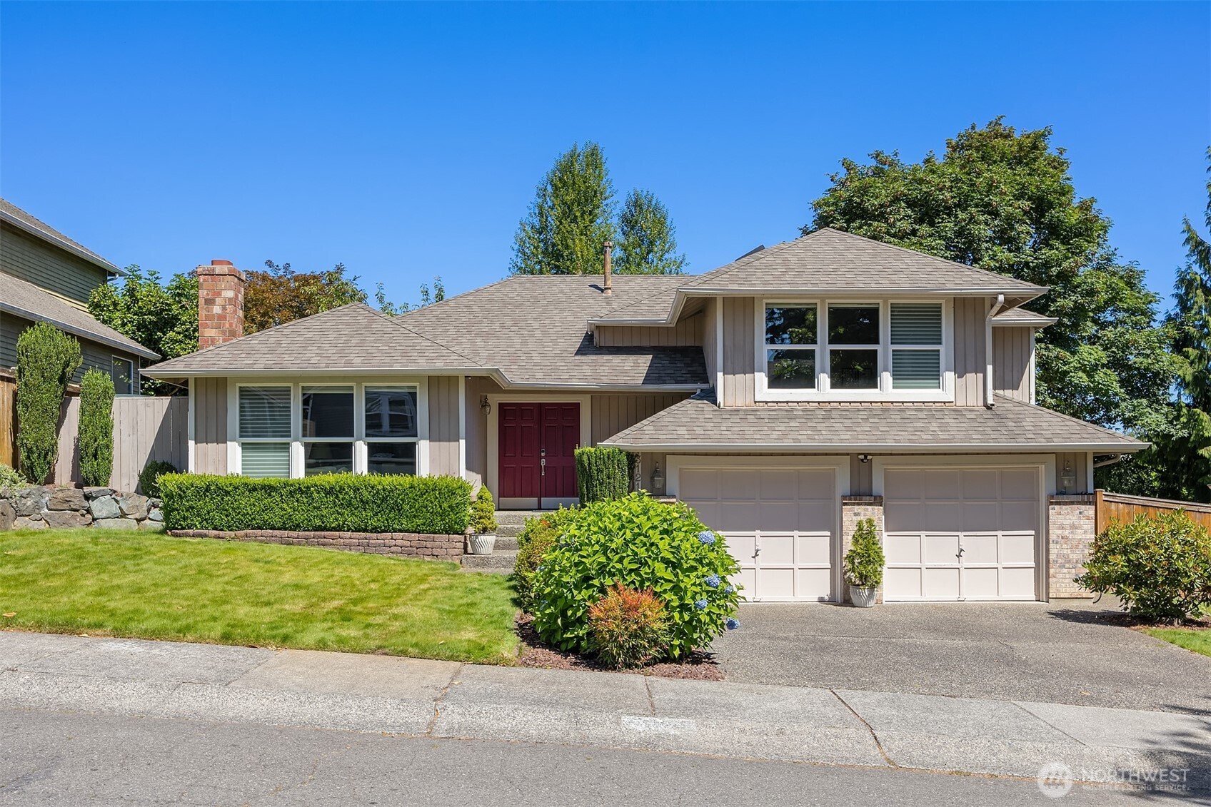 3121 206th Place SW, Lynnwood, WA 98036, photo 2 of 2