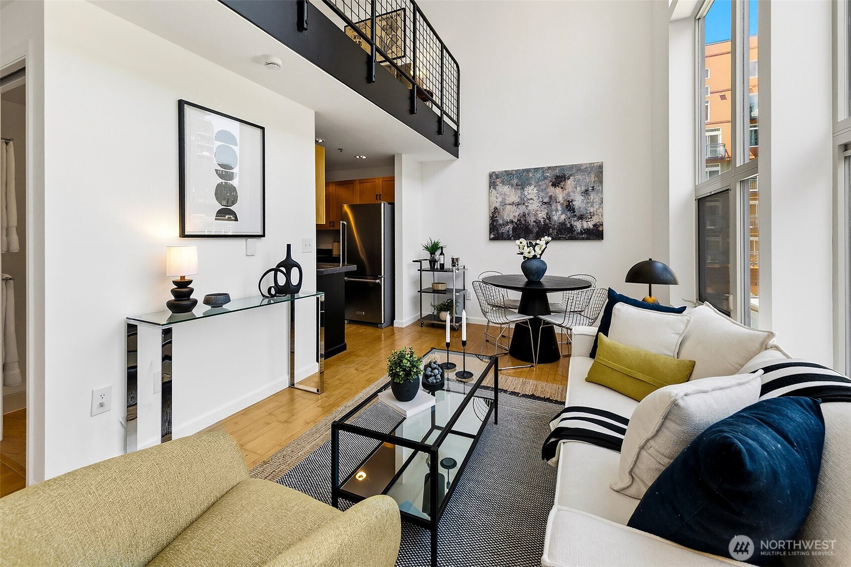 2324 1st Avenue #214, Seattle, WA 98121, photo 4 of 27