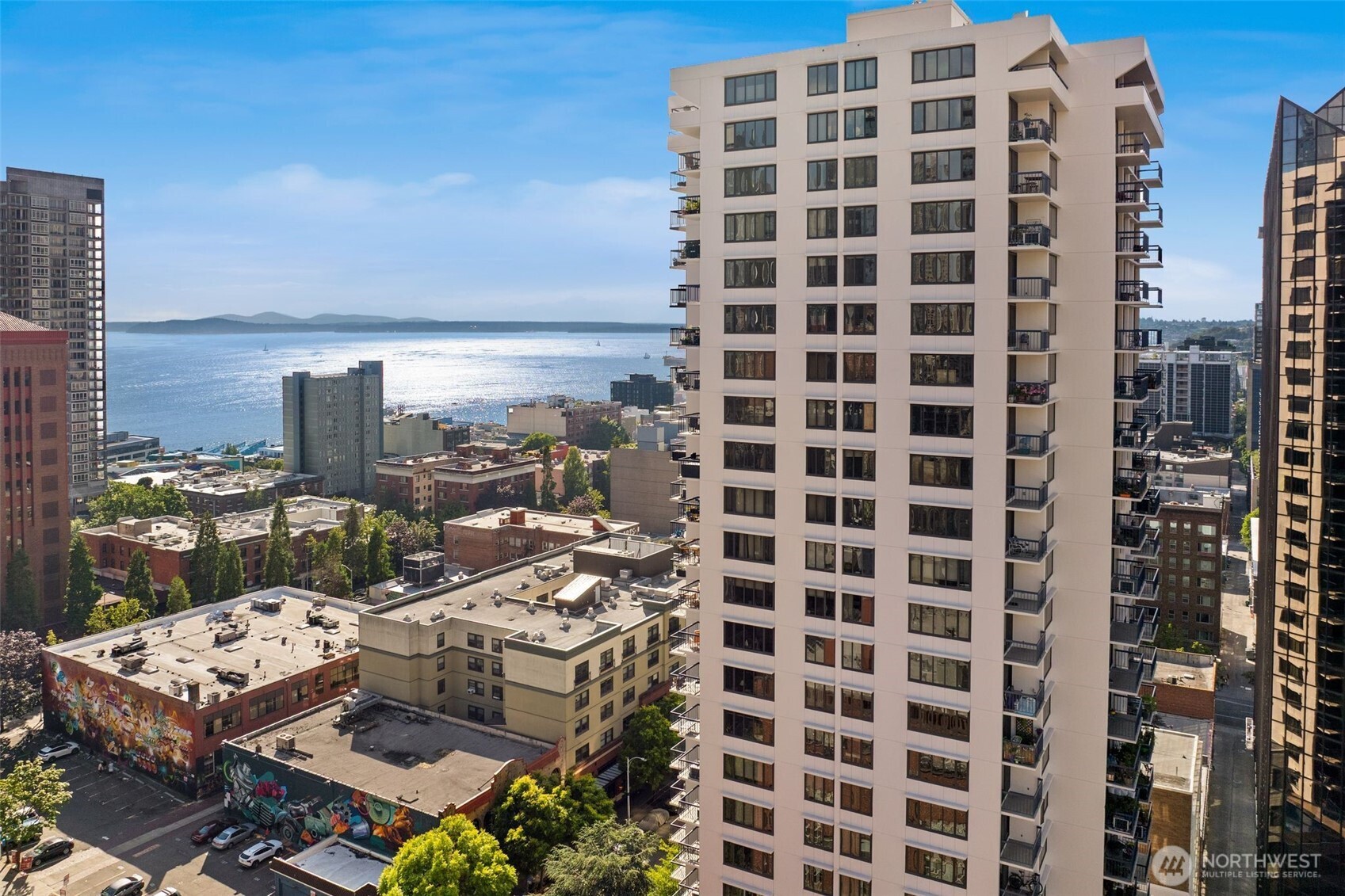 2100 3rd Avenue #1005