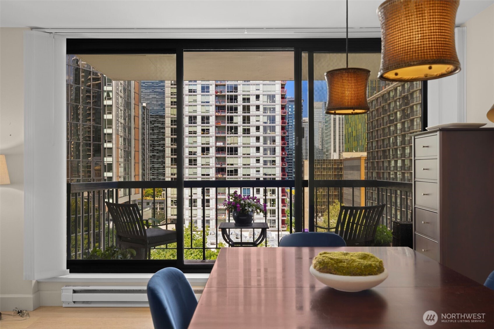 2100 3rd Avenue #1005