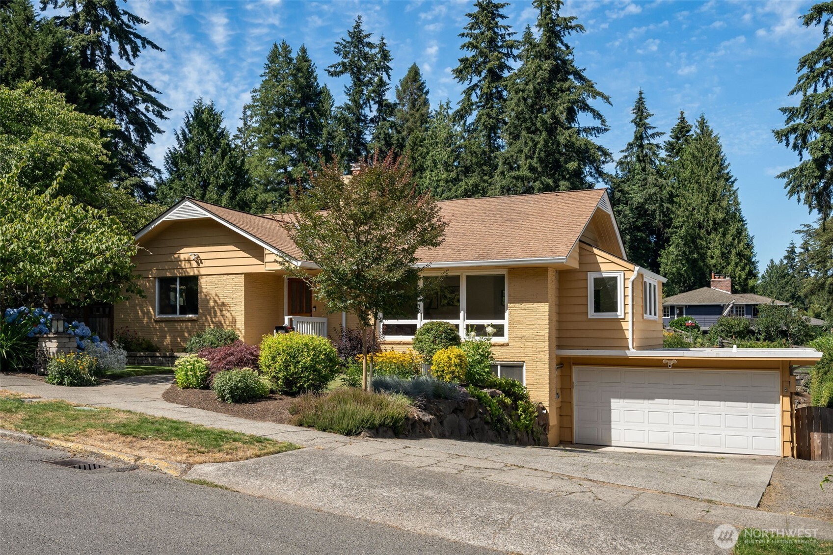 3726 NE 165th Street