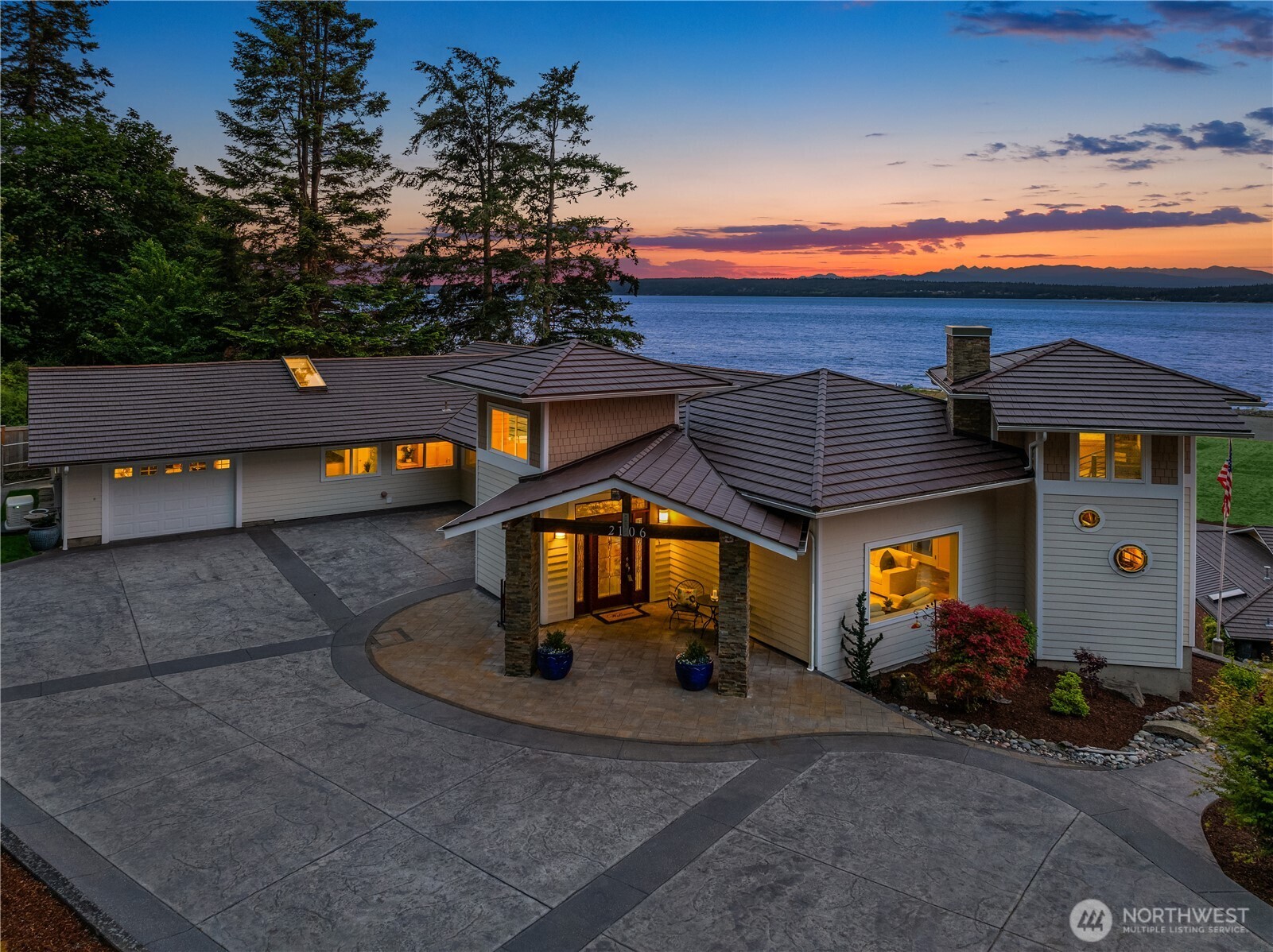 2106 Breezy Point Road