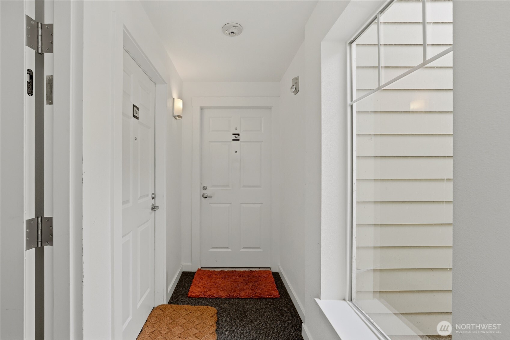 823 Davis Place S #104, Seattle, WA 98144, photo 4 of 23