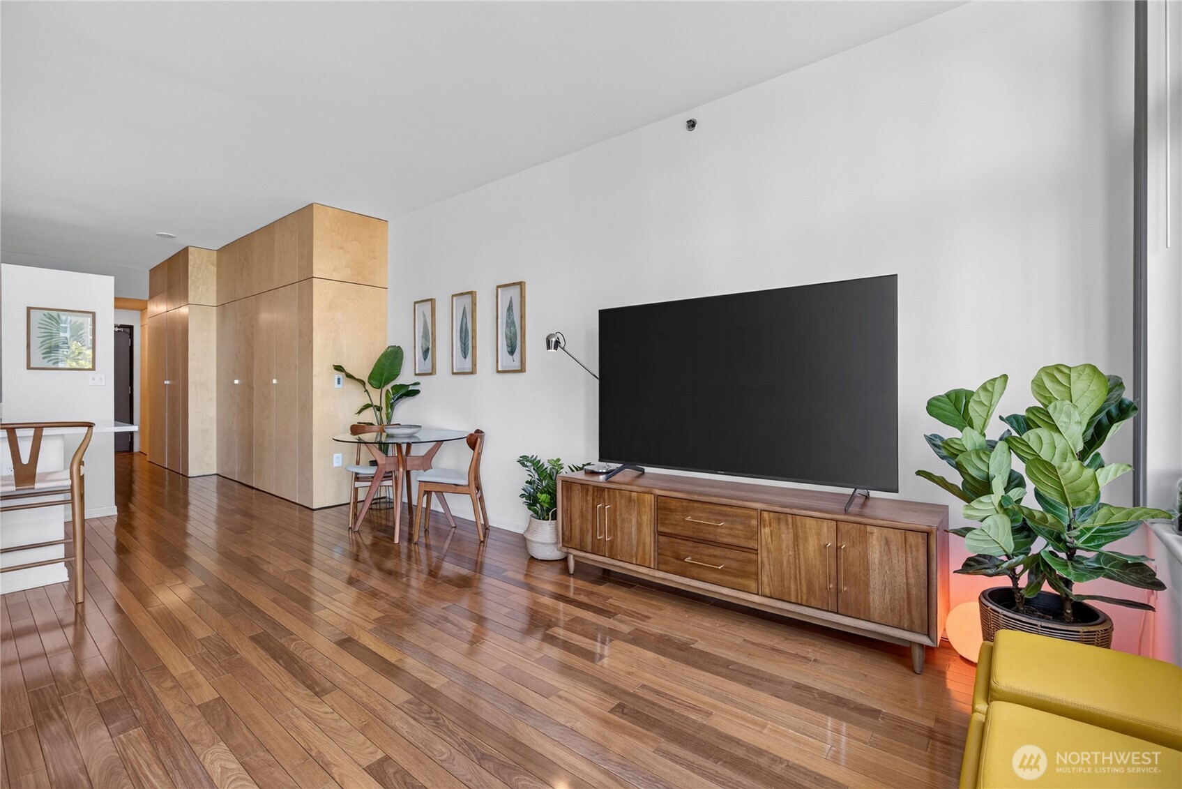 2717 Western Avenue #5002, Seattle, WA 98121, photo 5 of 34