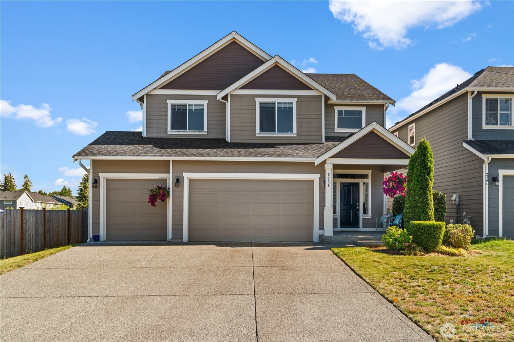 2908 177th Street Ct E, Tacoma, WA 98445-4242, photo 2 of 2