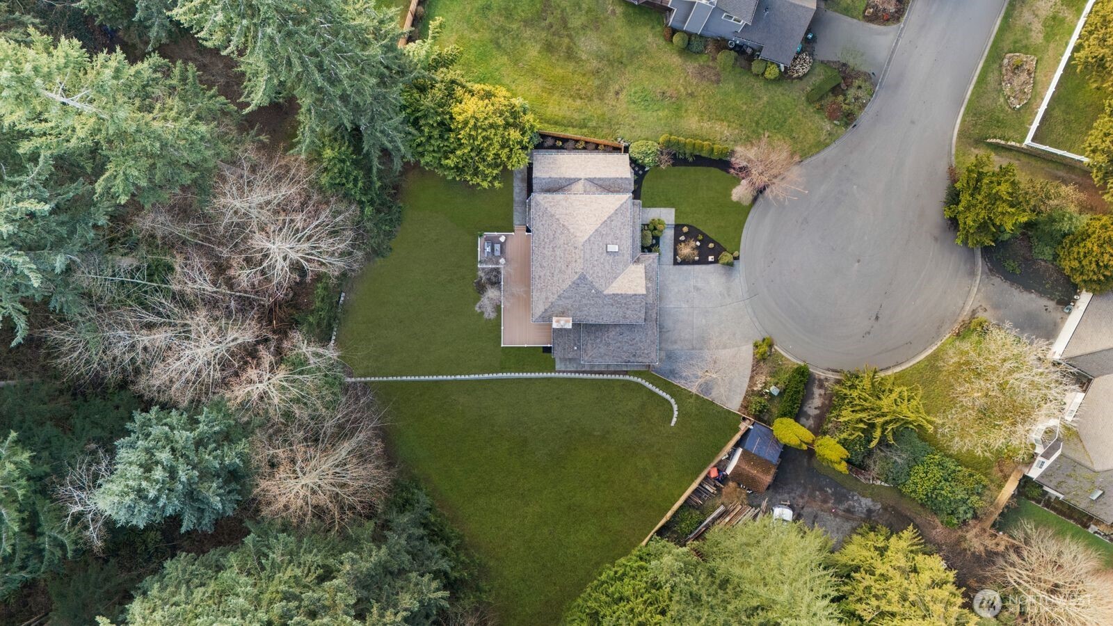 904 187th Place SW, Lynnwood, WA 98036, photo 2 of 2